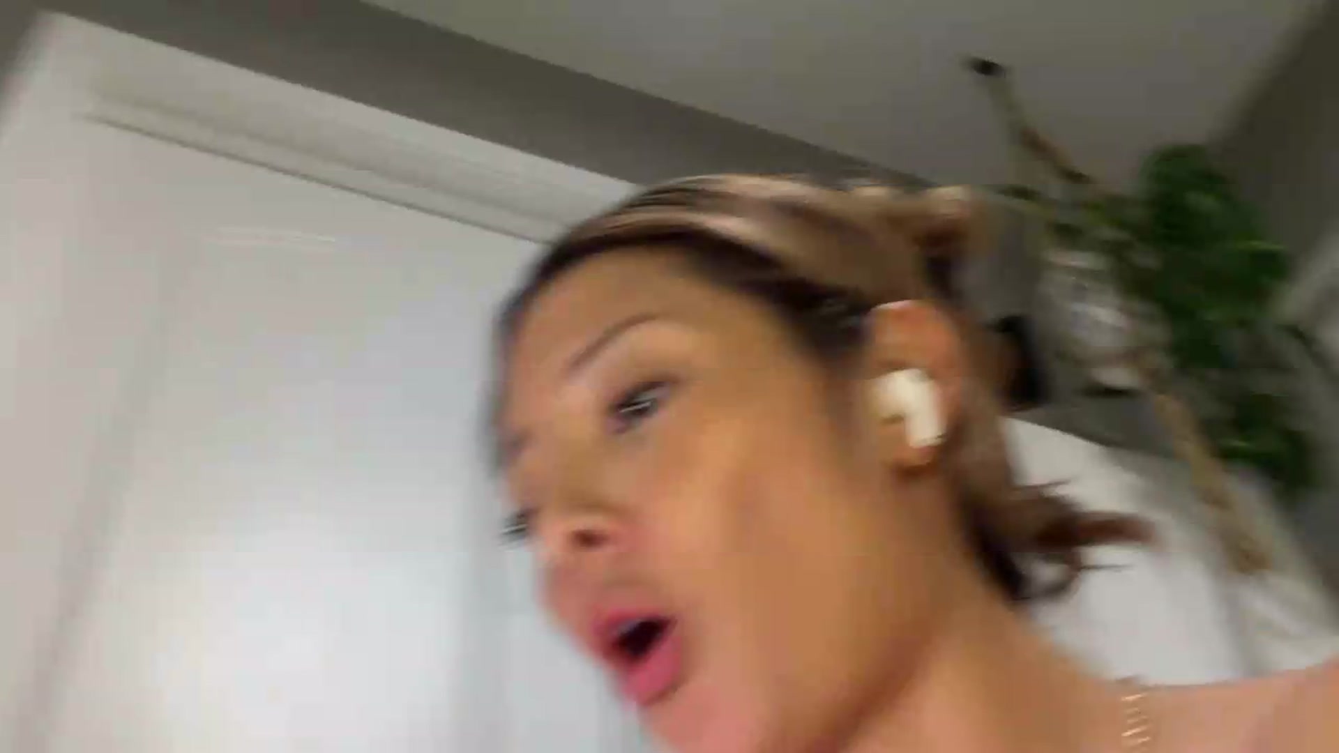 Gallery image thumbnail from LilyFord's myfreecams stream on, 07/03/2026, 09:01 image 19 of 20