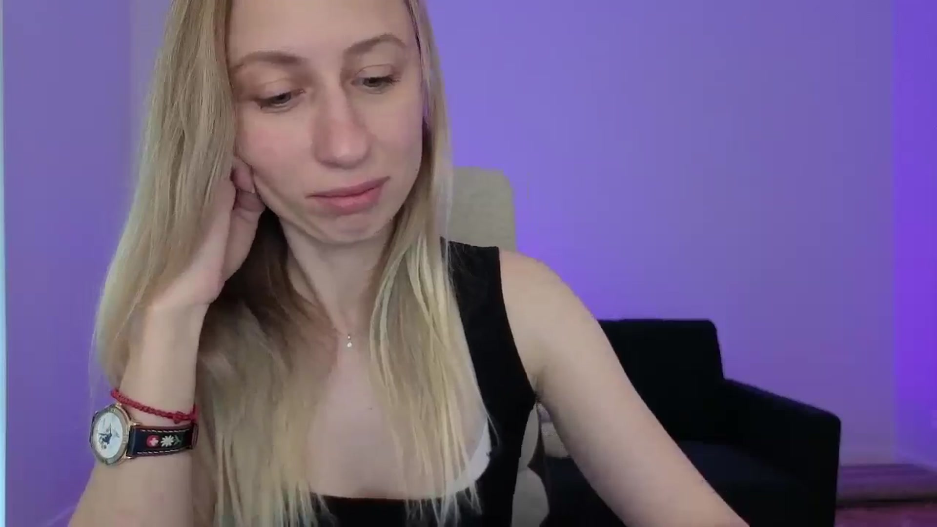 Gallery image thumbnail from LilyFoxx's myfreecams stream on, 05/15/2025, 14:15 image 10 of 20