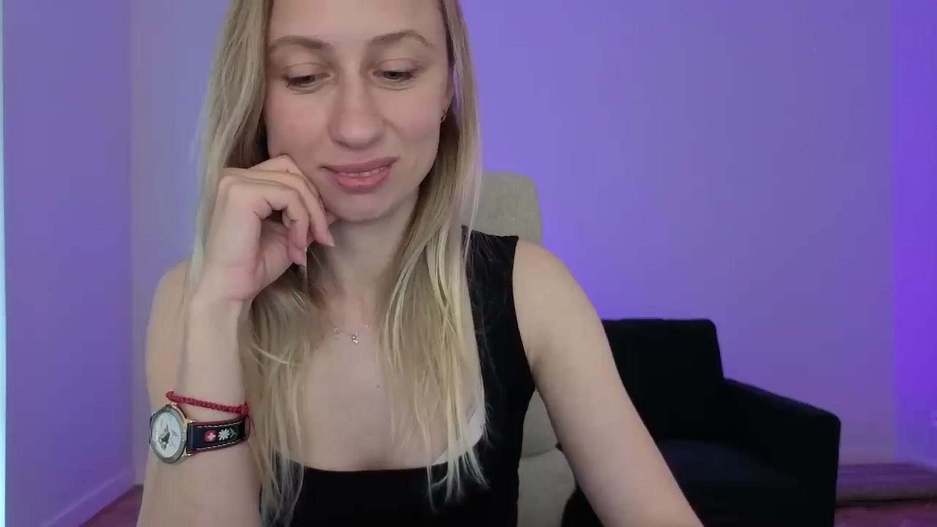 Gallery image thumbnail from LilyFoxx's myfreecams stream on, 05/15/2025, 14:15 image 13 of 20