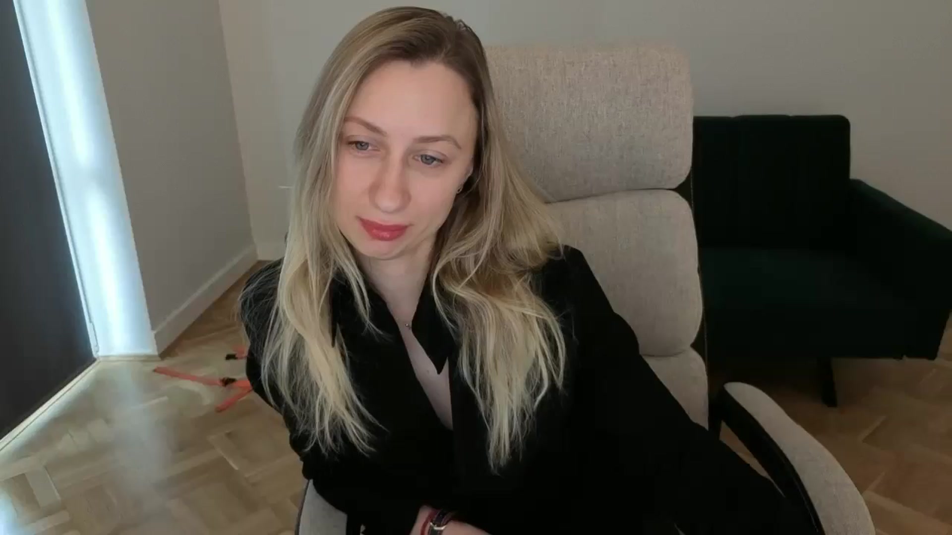 Gallery image thumbnail from LilyFoxx's myfreecams stream on, 05/21/2025, 10:42 image 5 of 20