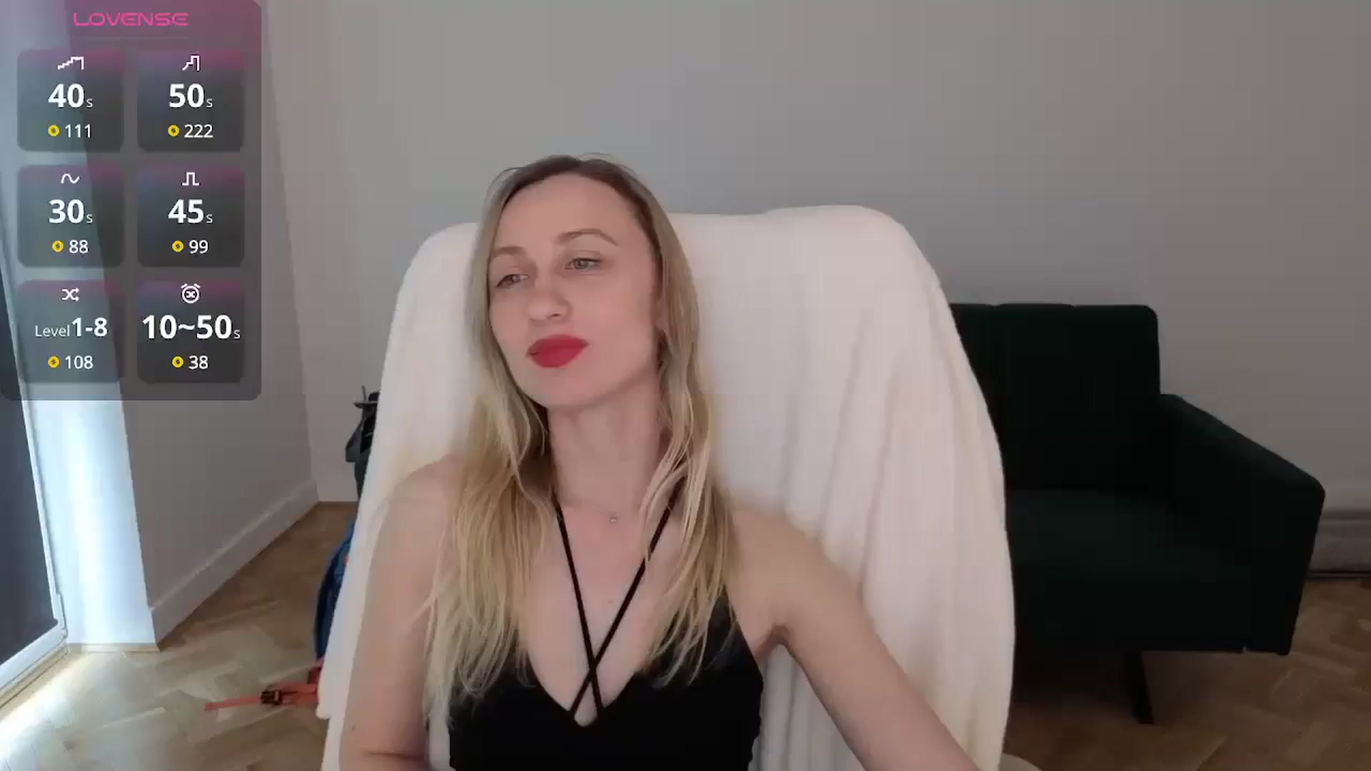 Gallery image thumbnail from LilyFoxx's myfreecams stream on, 05/26/2025, 13:48 image 1 of 20