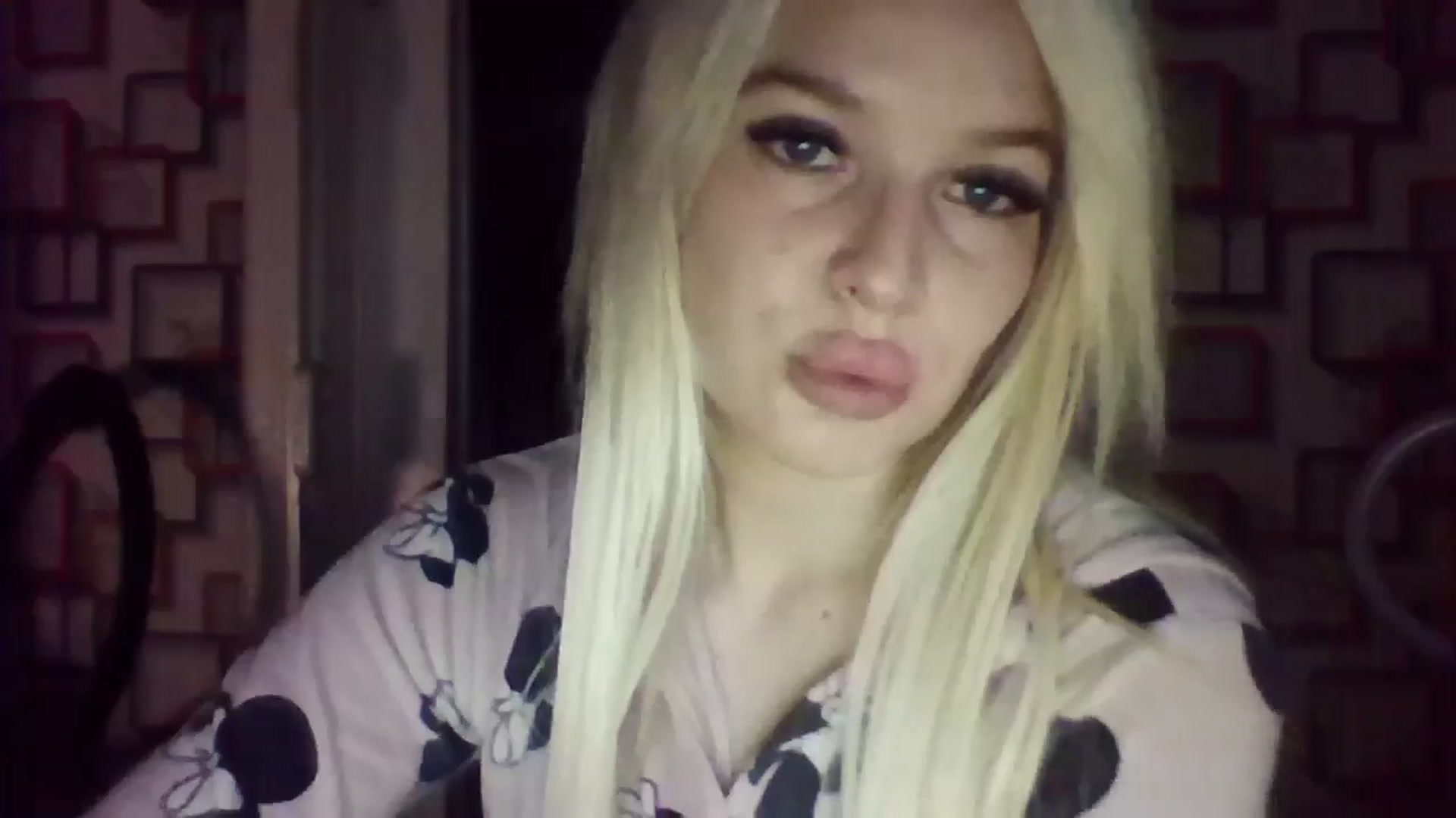 Gallery image thumbnail from LilyGray's myfreecams stream on, 04/13/2025, 16:49 image 2 of 20