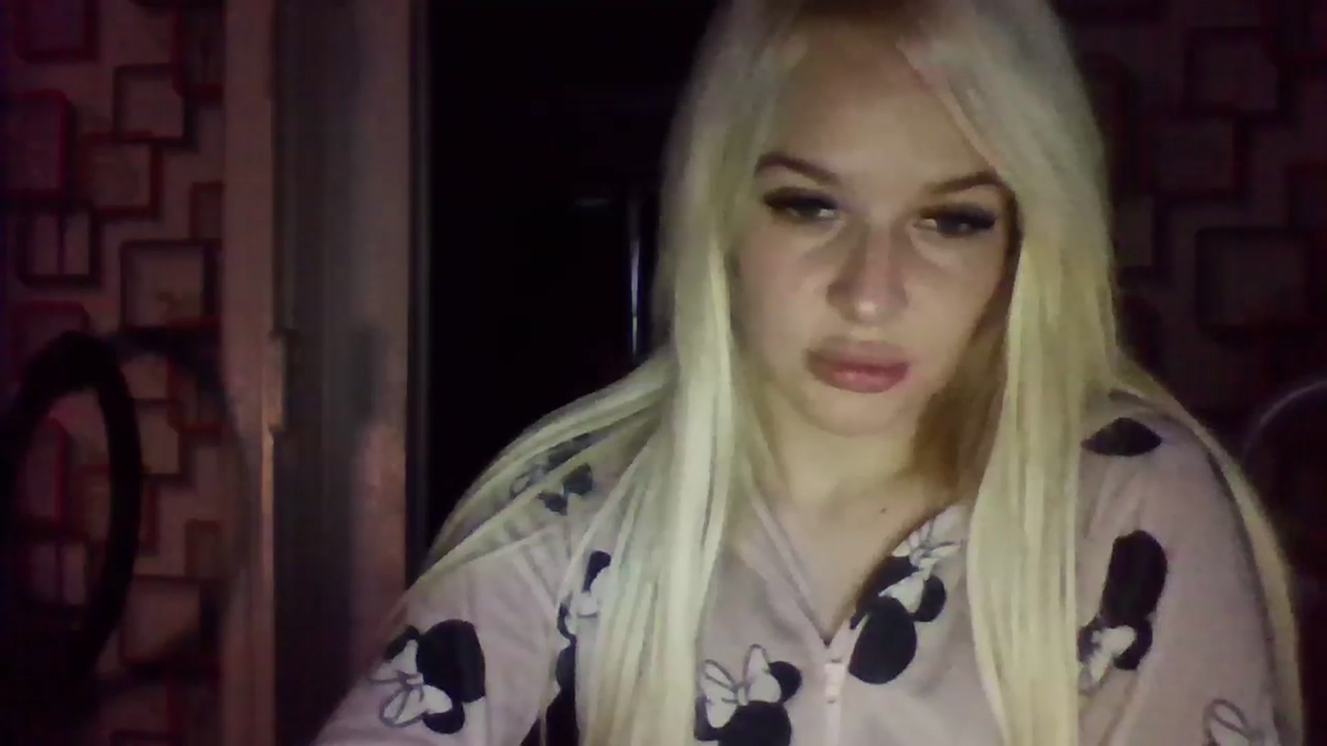 Gallery image thumbnail from LilyGray's myfreecams stream on, 04/13/2025, 16:49 image 13 of 20