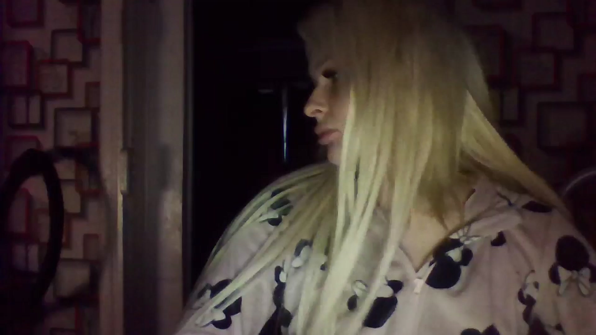 Gallery image thumbnail from LilyGray's myfreecams stream on, 04/13/2025, 16:49 image 12 of 20