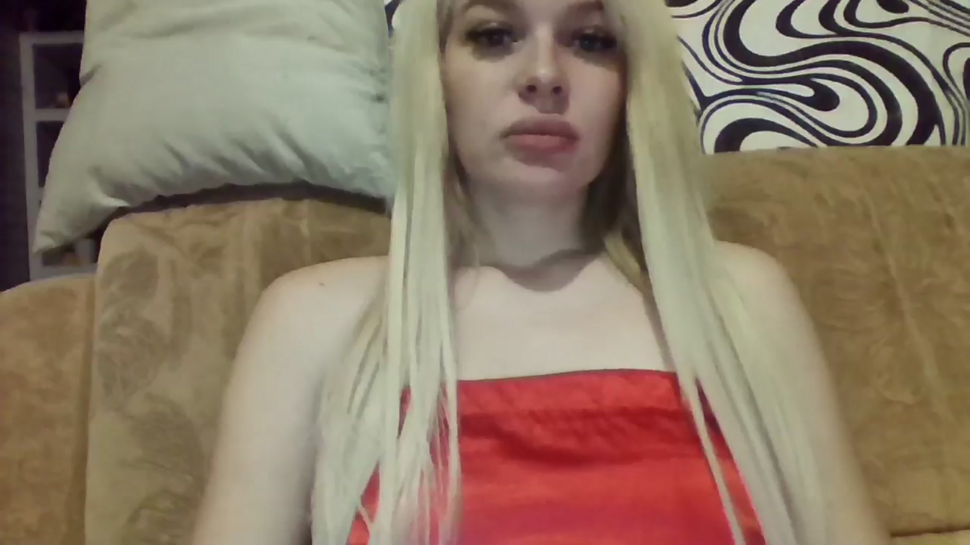 Gallery image thumbnail from LilyGray's myfreecams stream on, 04/14/2025, 24:01 image 8 of 20