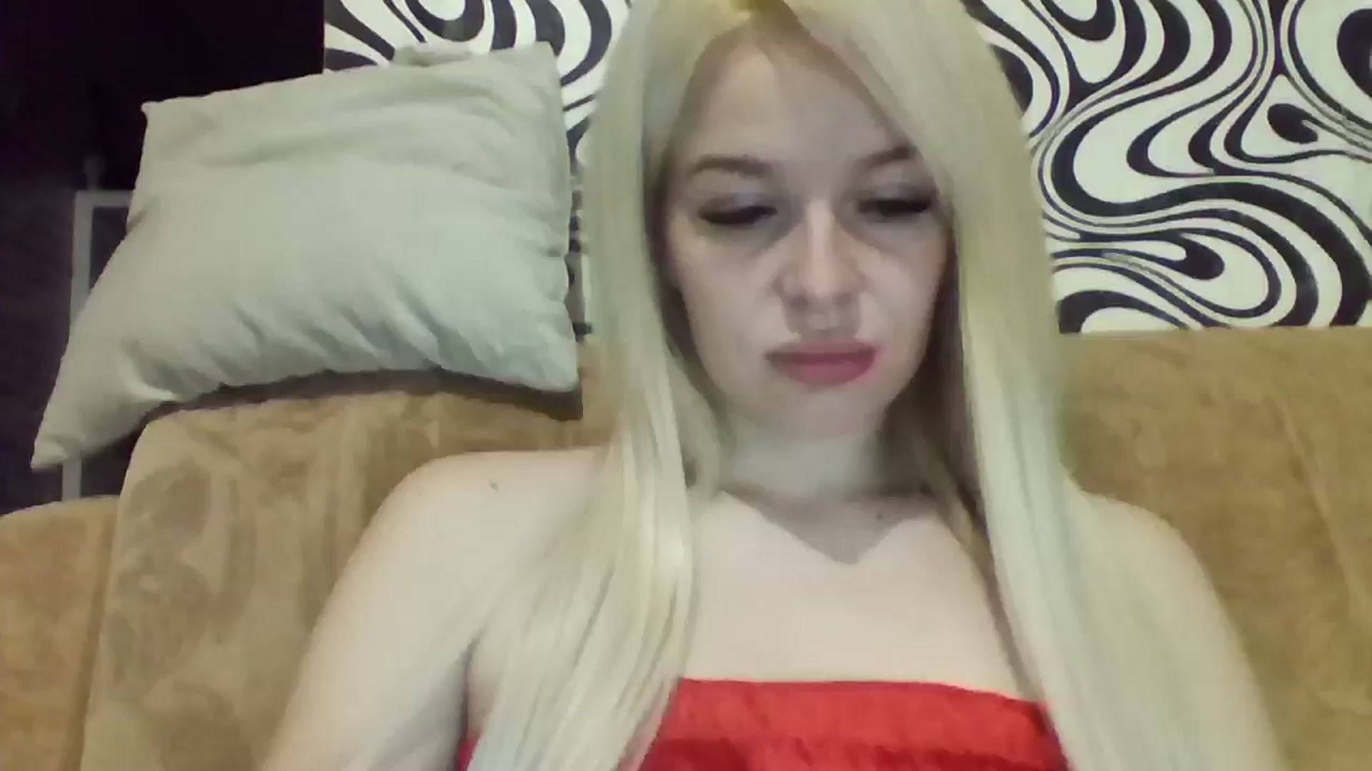 Gallery image thumbnail from LilyGray's myfreecams stream on, 04/14/2025, 24:01 image 2 of 20