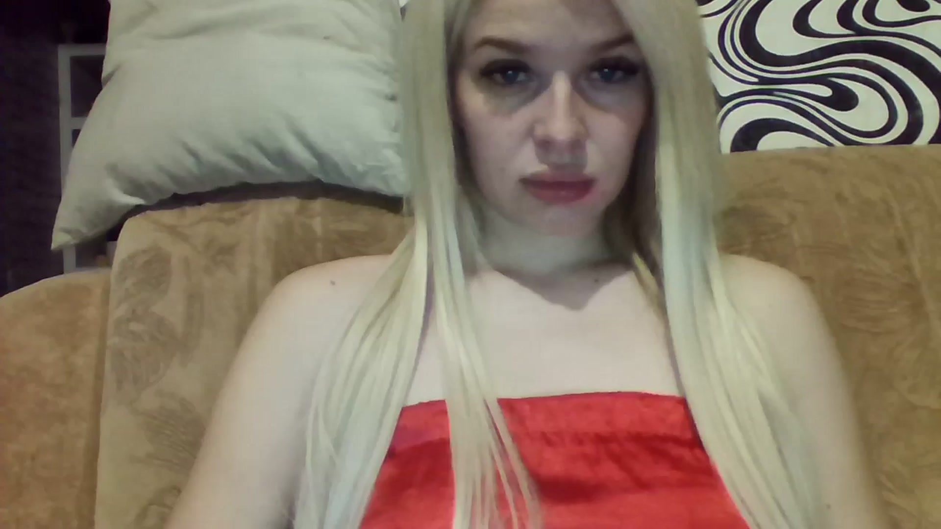 Gallery image thumbnail from LilyGray's myfreecams stream on, 04/14/2025, 24:01 image 14 of 20