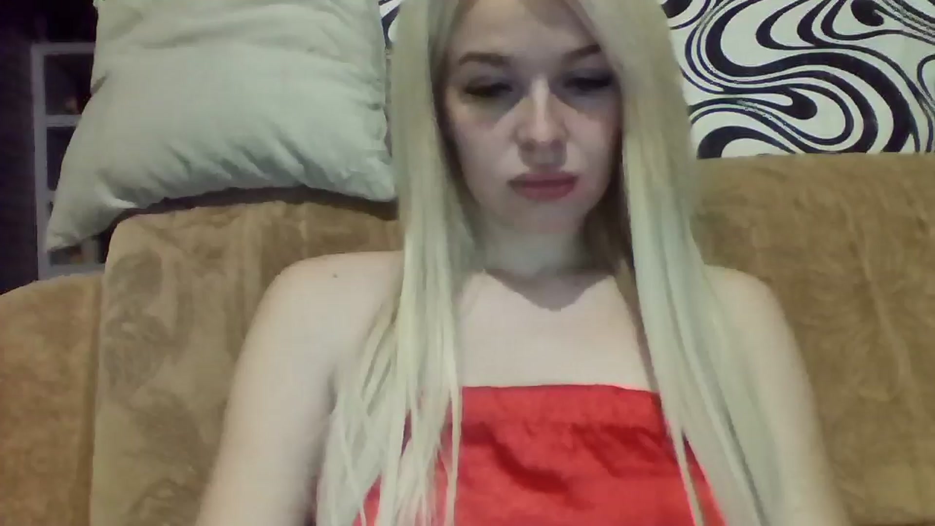 Gallery image thumbnail from LilyGray's myfreecams stream on, 04/14/2025, 24:01 image 5 of 20