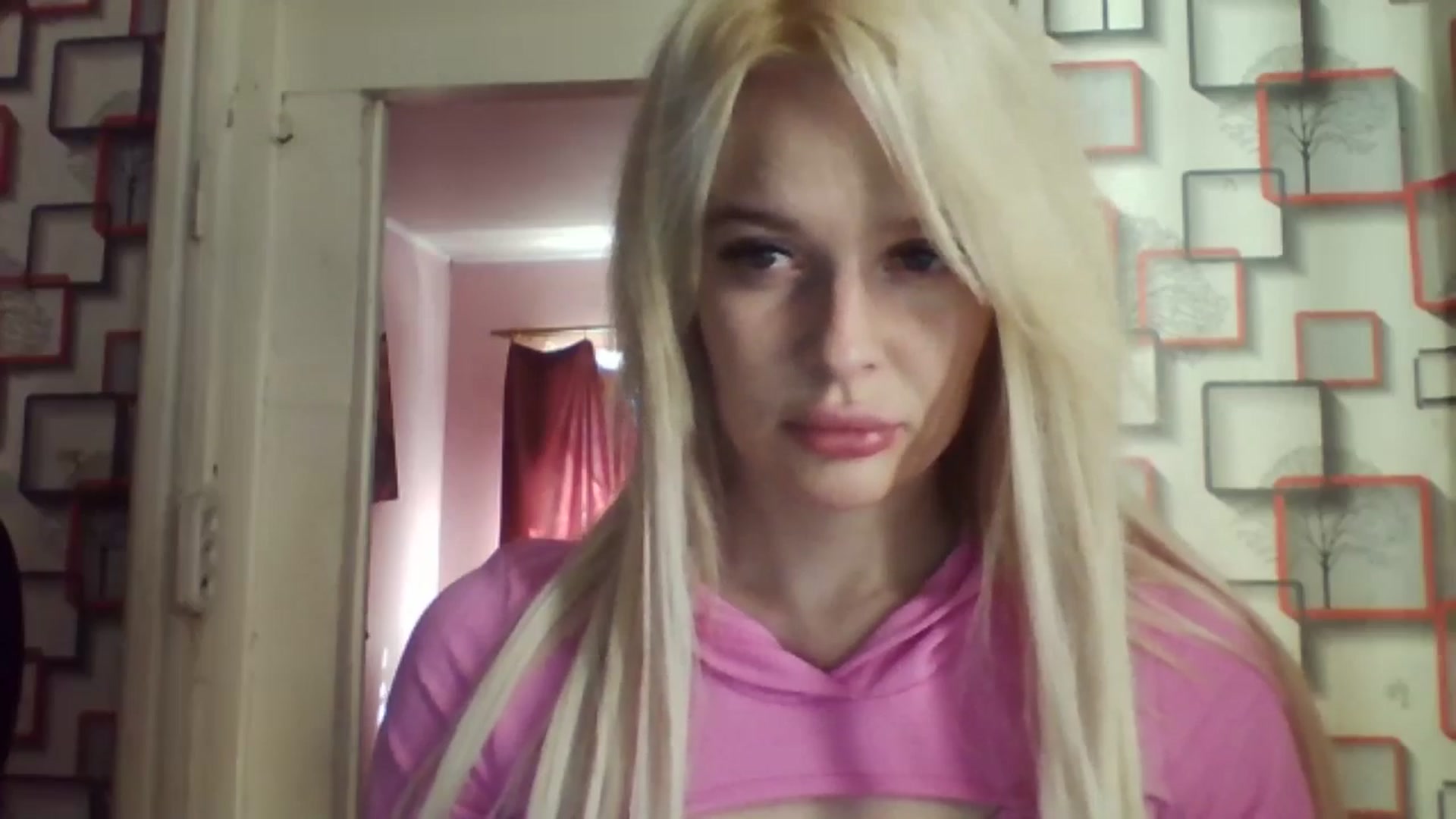 Gallery image thumbnail from LilyGray's myfreecams stream on, 04/14/2025, 13:06 image 2 of 20