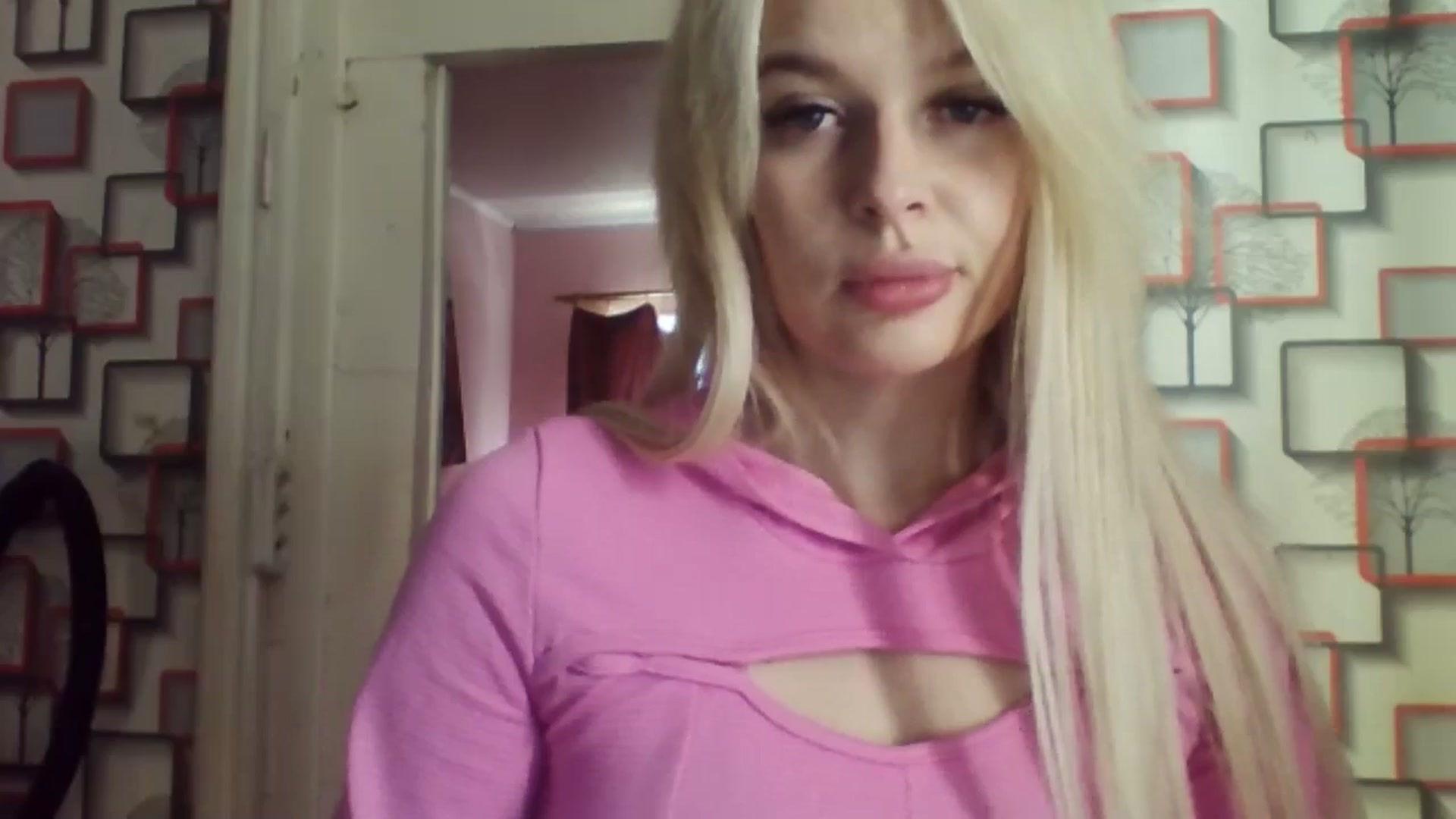 Gallery image thumbnail from LilyGray's myfreecams stream on, 04/14/2025, 13:06 image 20 of 20