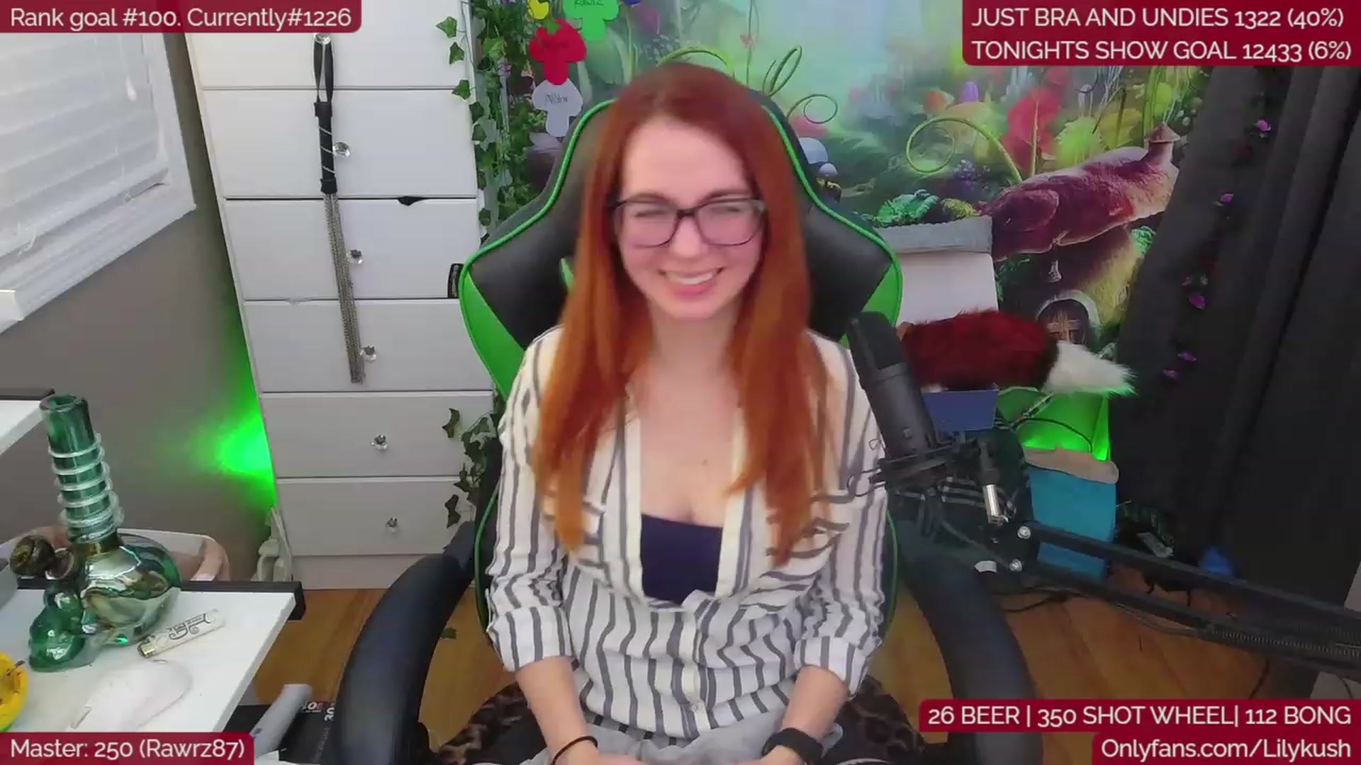 Gallery image thumbnail from LilyKush's myfreecams stream on, 12/08/2022, 04:16 image 14 of 20