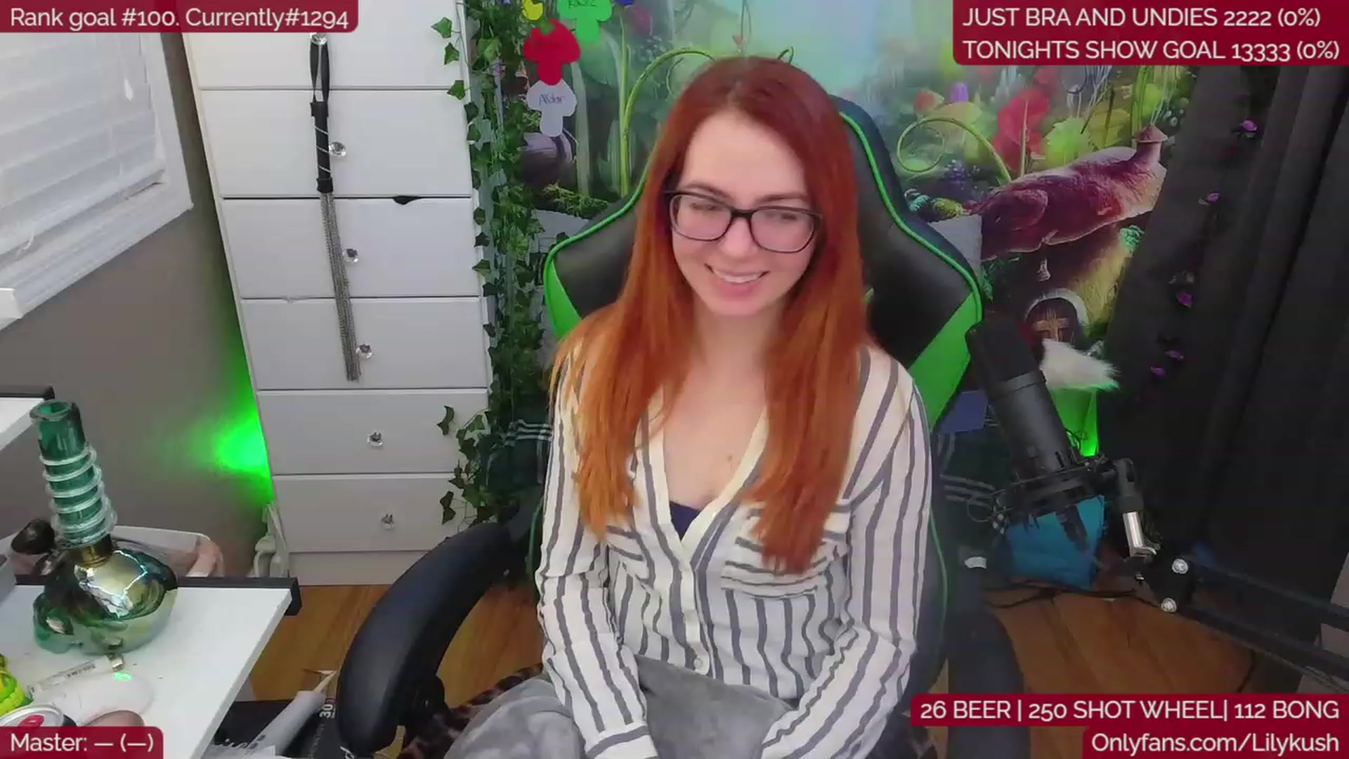 Gallery image thumbnail from LilyKush's myfreecams stream on, 12/08/2022, 04:16 image 1 of 20