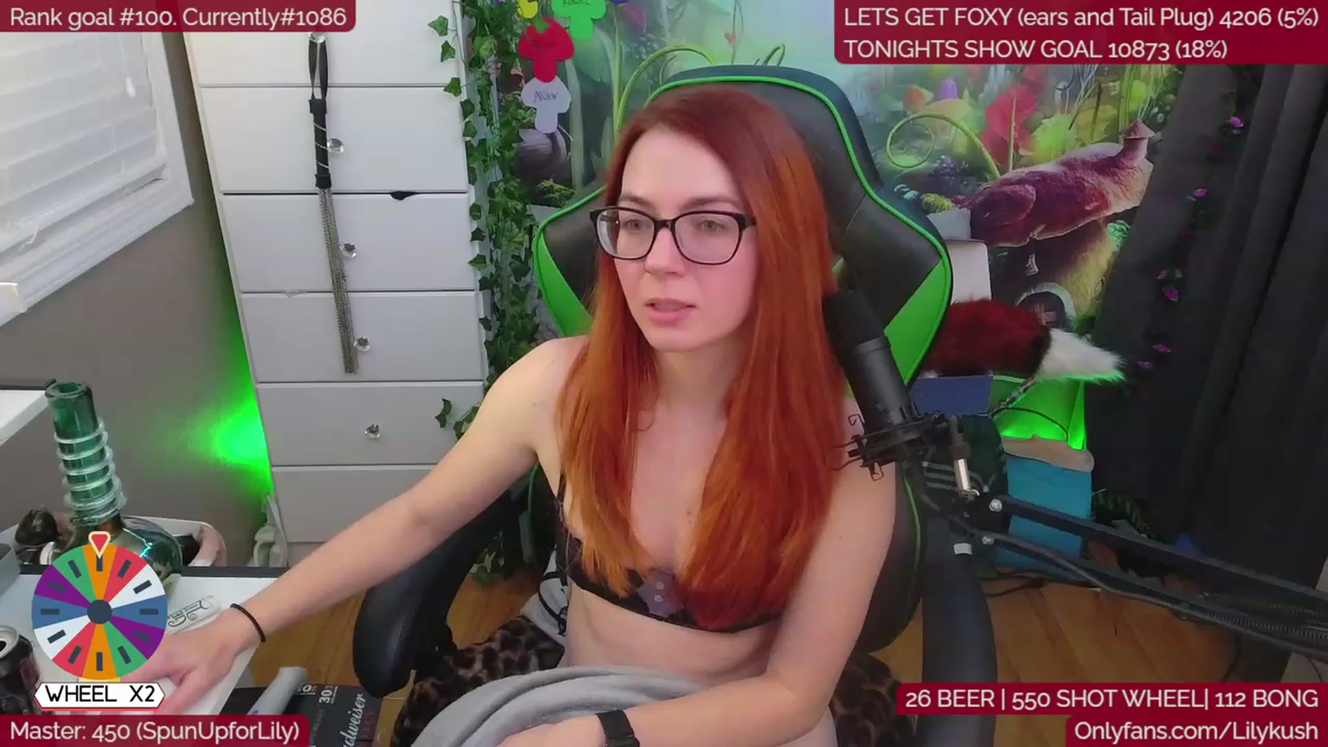 Gallery image thumbnail from LilyKush's myfreecams stream on, 12/08/2022, 04:56 image 12 of 20