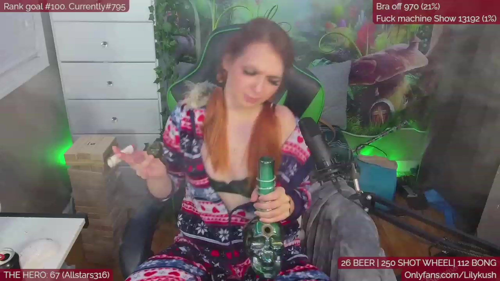 Gallery image thumbnail from LilyKush's myfreecams stream on, 12/14/2022, 22:47 image 10 of 20