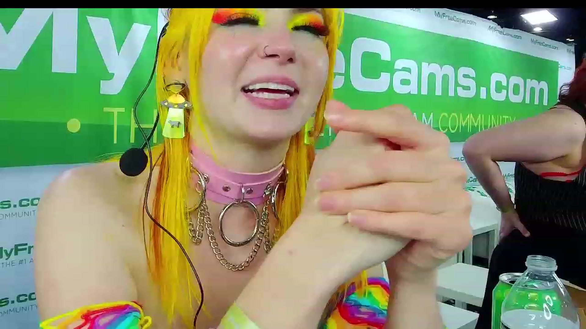 Gallery image thumbnail from LilyKush's myfreecams stream on, 04/23/2023, 24:12 image 19 of 20