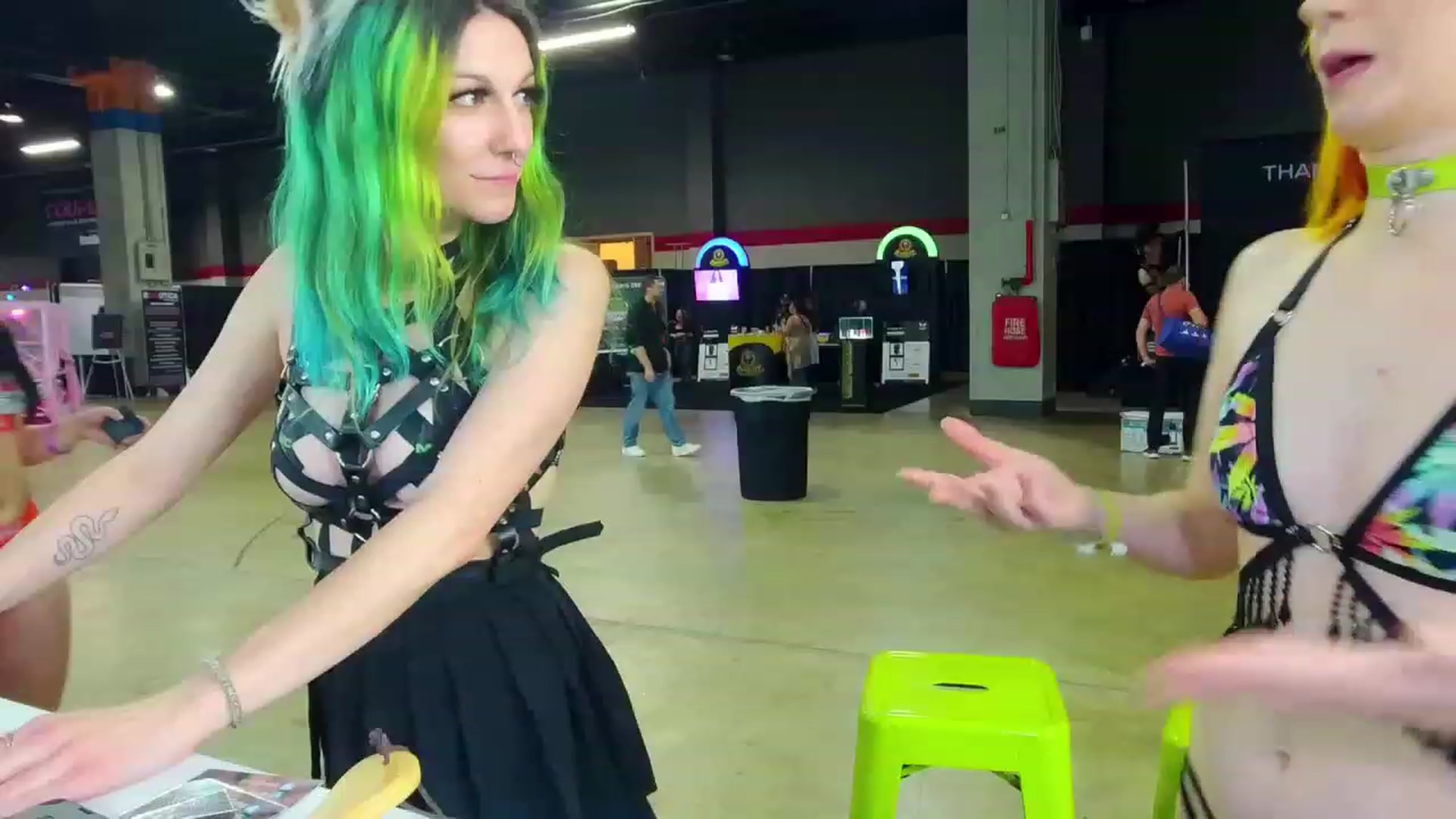Gallery image thumbnail from LilyKush's myfreecams stream on, 04/23/2023, 22:27 image 9 of 20