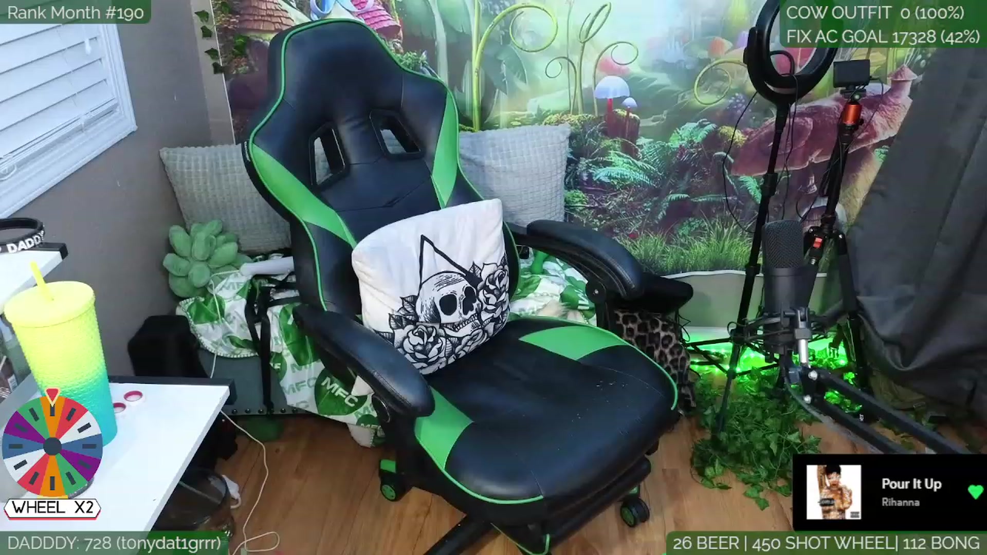 Gallery image thumbnail from LilyKush's myfreecams stream on, 05/28/2023, 07:40 image 3 of 20