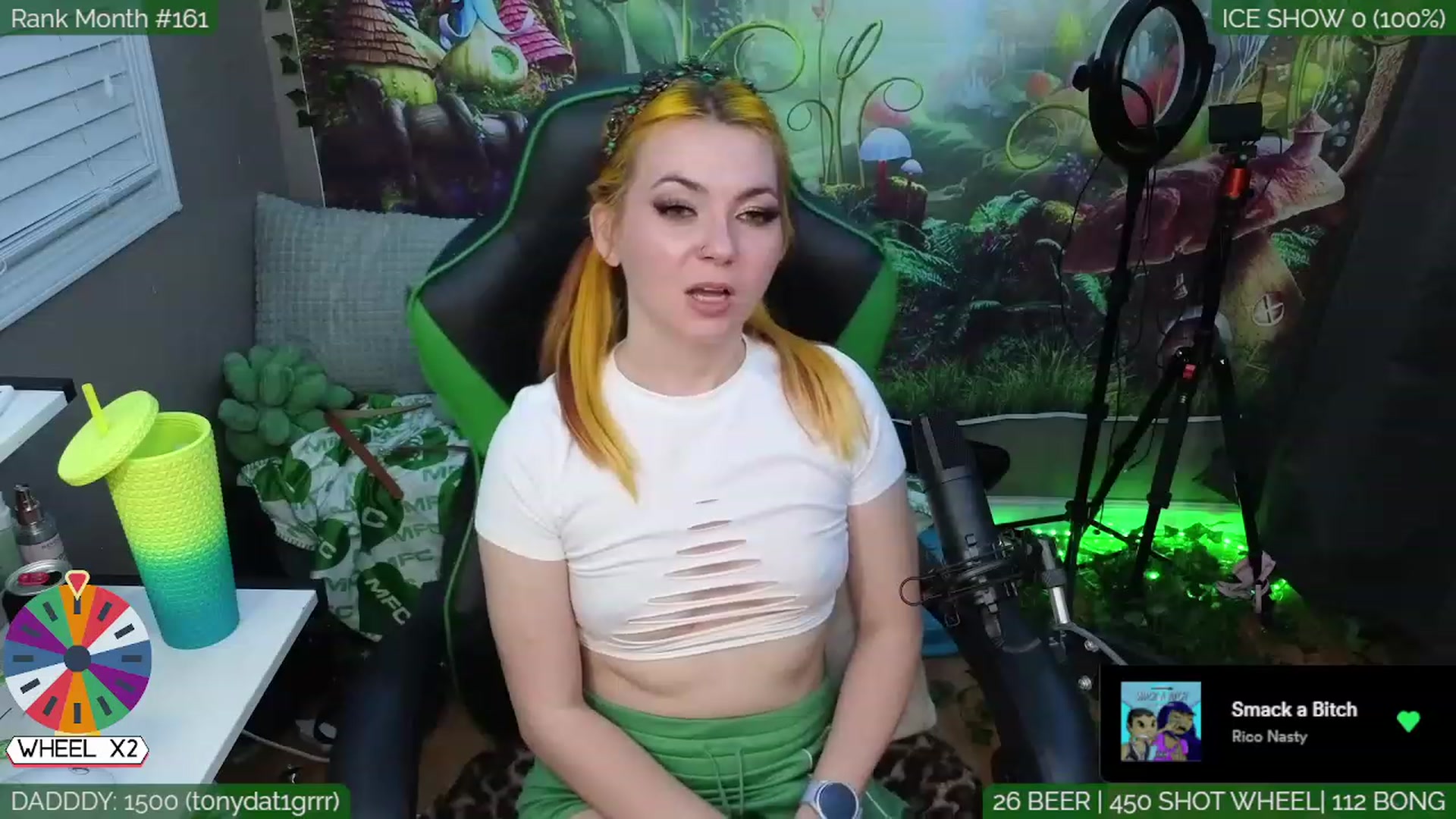 Gallery image thumbnail from LilyKush's myfreecams stream on, 05/31/2023, 06:45 image 16 of 20