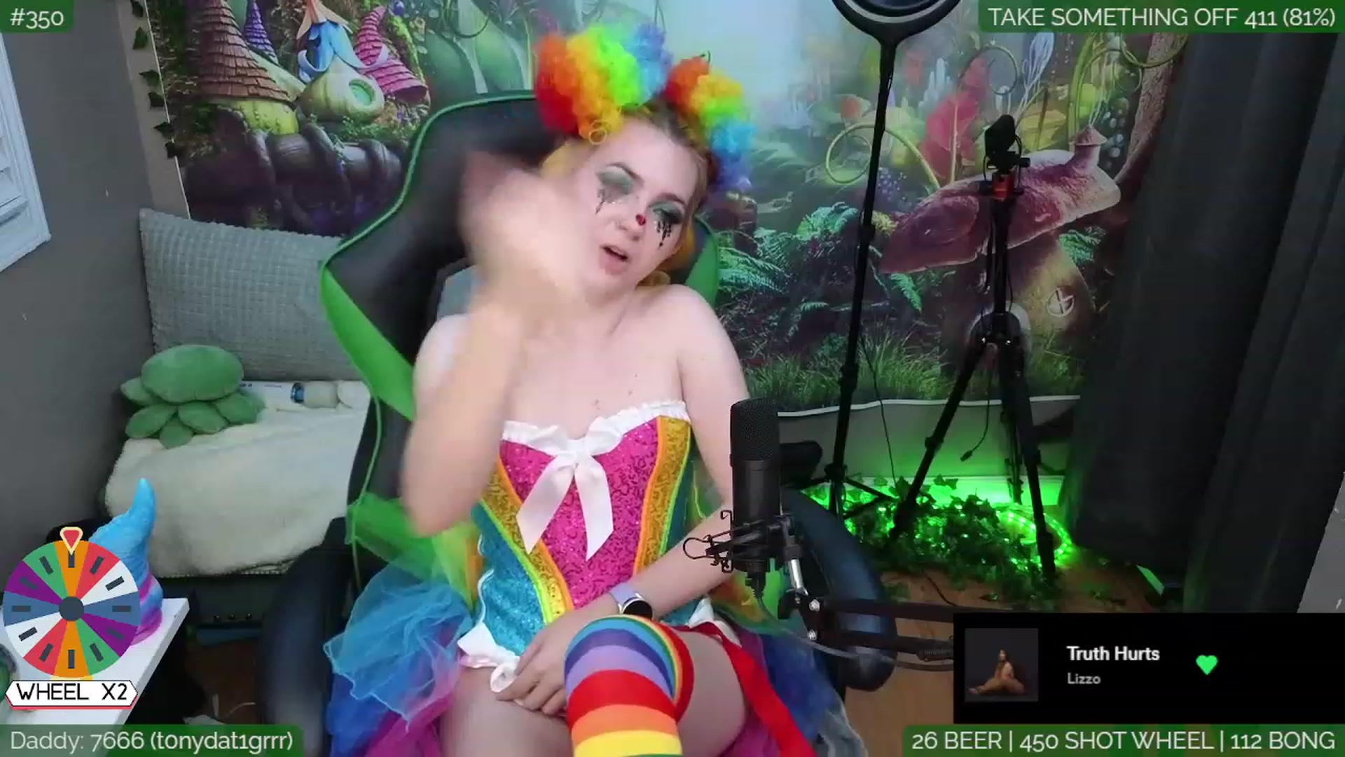 Gallery image thumbnail from LilyKush's myfreecams stream on, 06/10/2023, 07:19 image 5 of 20
