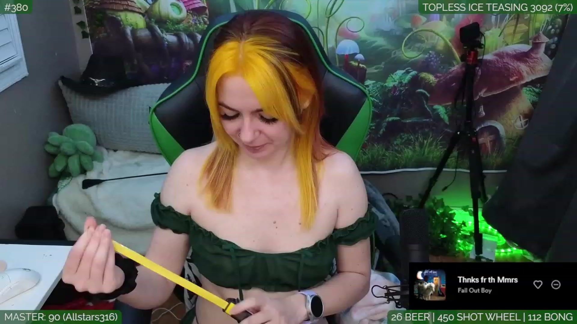 Gallery image thumbnail from LilyKush's myfreecams stream on, 06/17/2023, 04:12 image 6 of 20