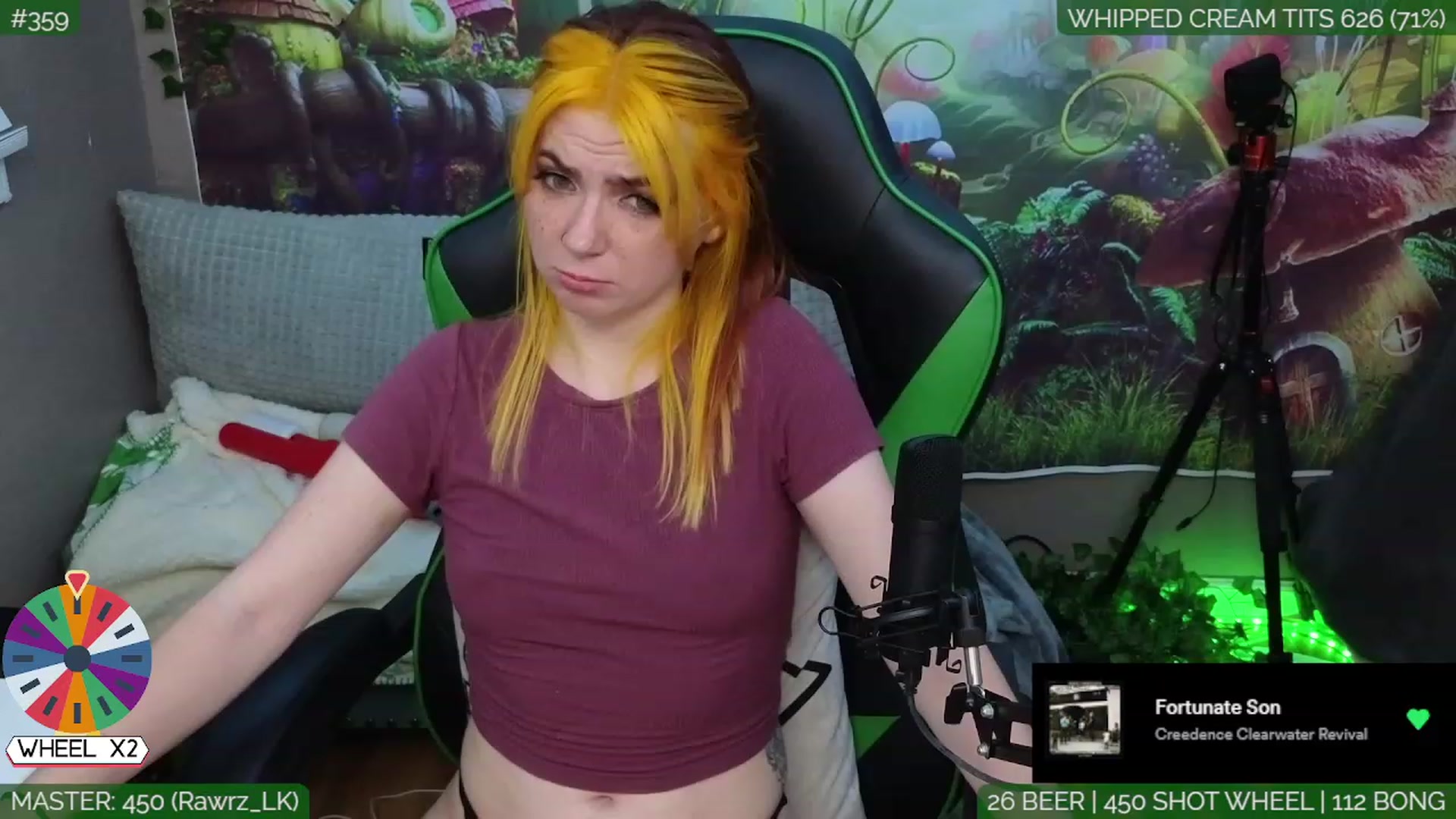 Gallery image thumbnail from LilyKush's myfreecams stream on, 06/18/2023, 07:03 image 17 of 20