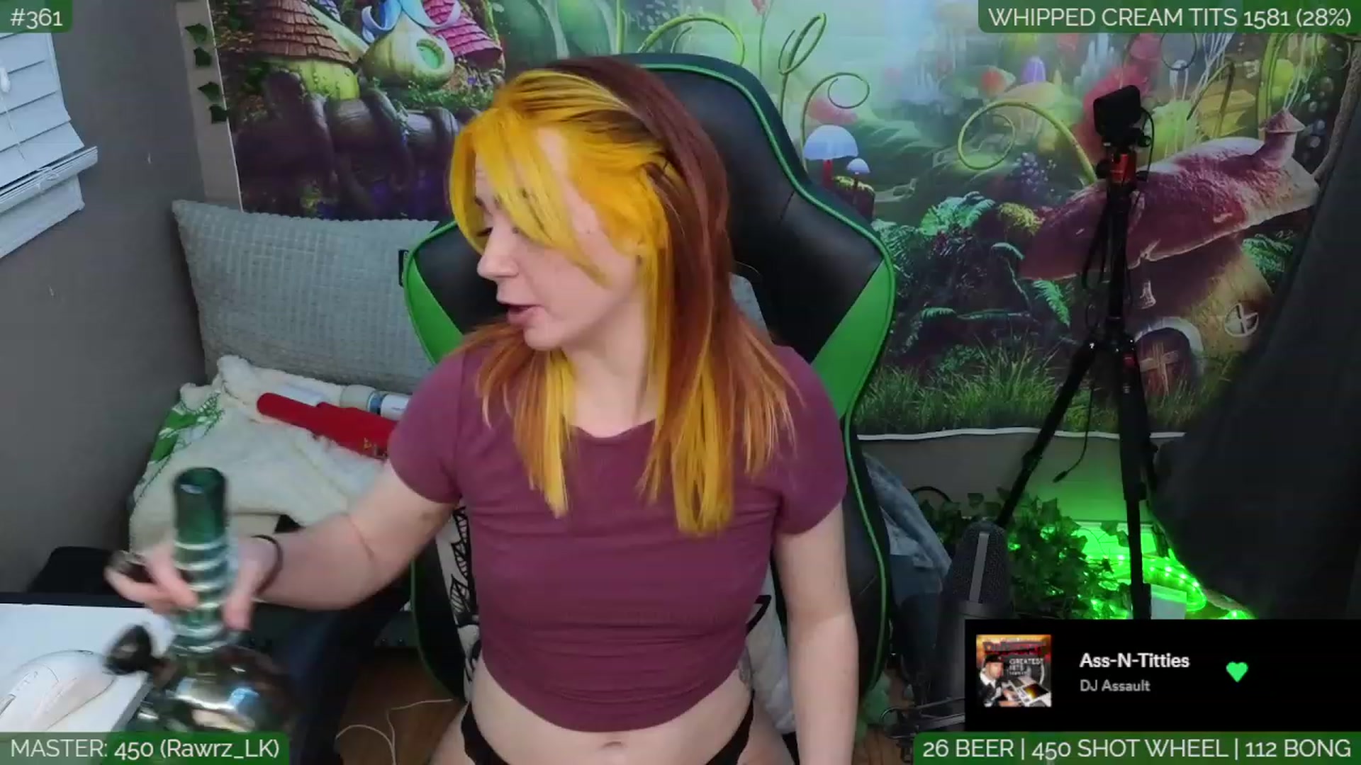 Gallery image thumbnail from LilyKush's myfreecams stream on, 06/18/2023, 07:03 image 6 of 20