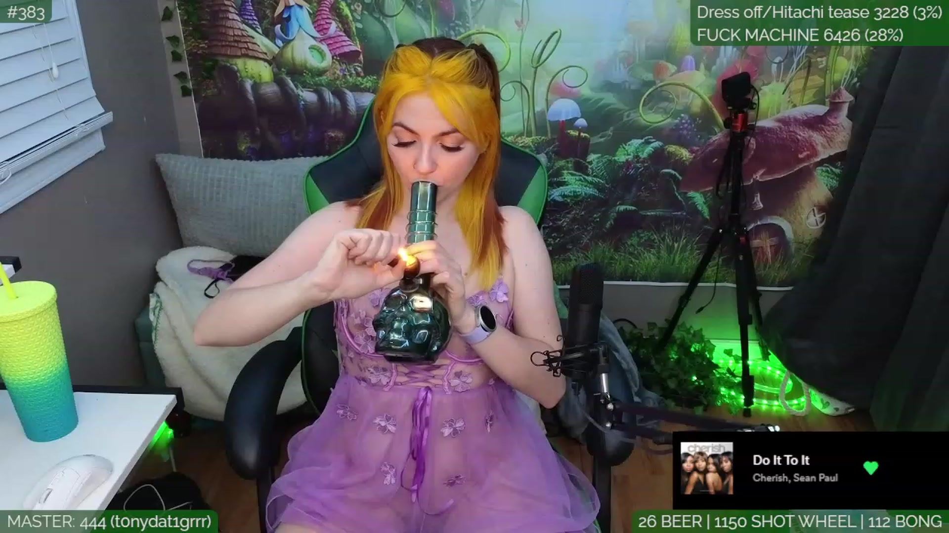 Gallery image thumbnail from LilyKush's myfreecams stream on, 06/20/2023, 05:48 image 10 of 20