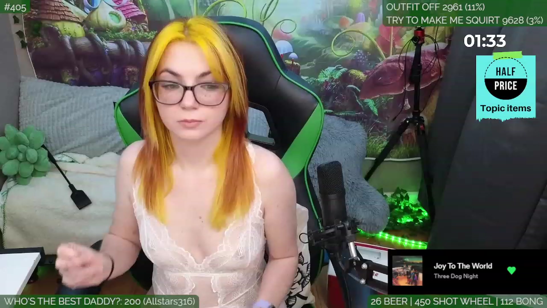 Gallery image thumbnail from LilyKush's myfreecams stream on, 06/28/2023, 03:33 image 10 of 20