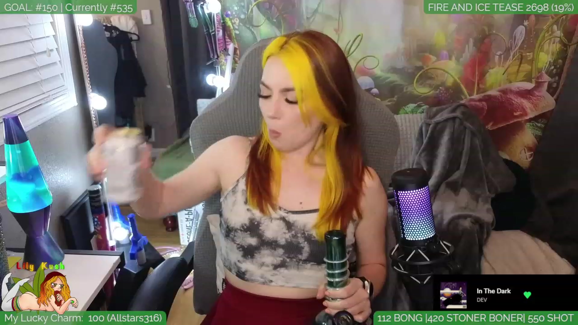 Gallery image thumbnail from LilyKush's myfreecams stream on, 03/12/2024, 04:29 image 17 of 20