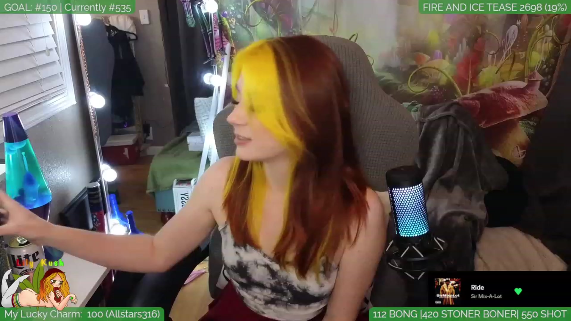 Gallery image thumbnail from LilyKush's myfreecams stream on, 03/12/2024, 04:29 image 15 of 20