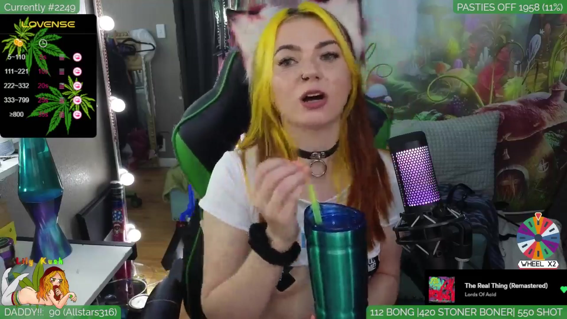 Gallery image thumbnail from LilyKush's myfreecams stream on, 04/02/2024, 04:57 image 4 of 20