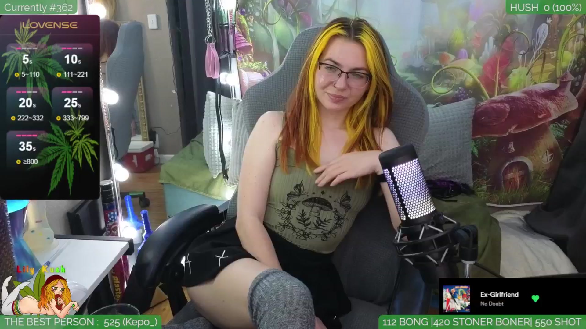 Gallery image thumbnail from LilyKush's myfreecams stream on, 04/25/2024, 07:32 image 9 of 20
