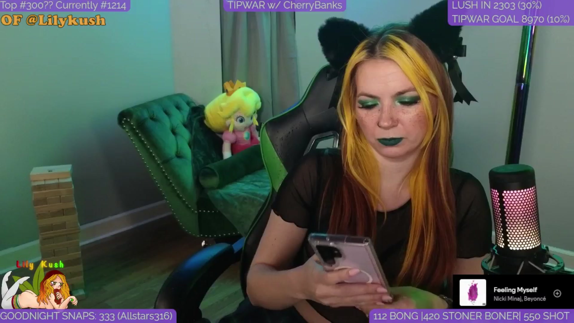 Gallery image thumbnail from LilyKush's myfreecams stream on, 03/28/2025, 04:36 image 16 of 20