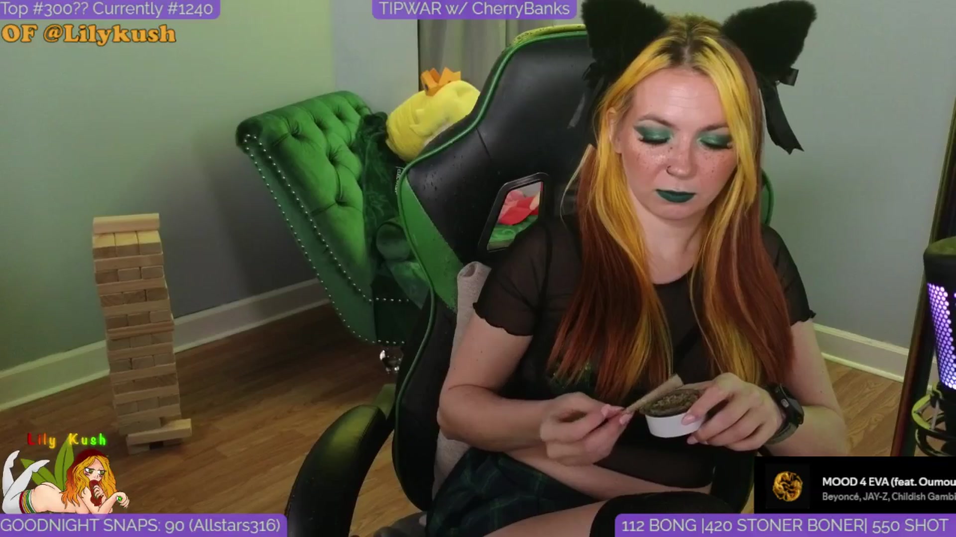 Gallery image thumbnail from LilyKush's myfreecams stream on, 03/28/2025, 04:36 image 6 of 20
