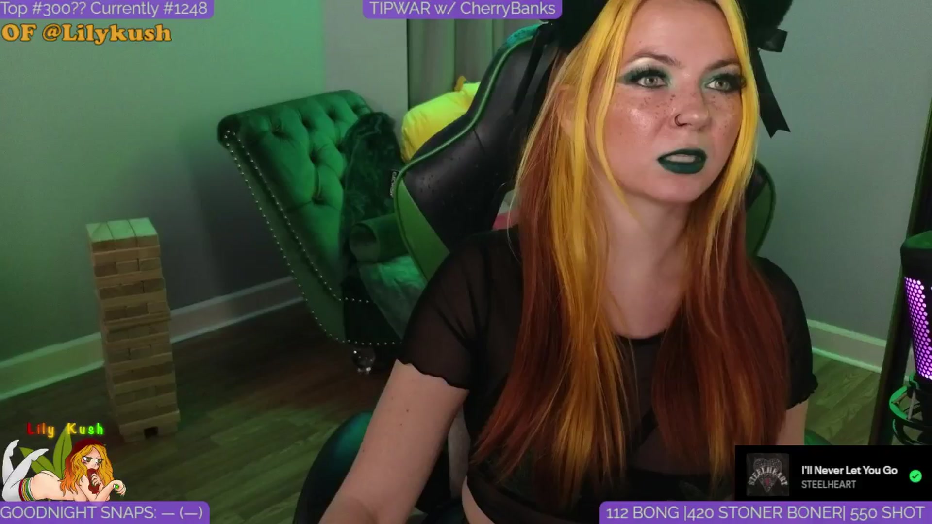 Gallery image thumbnail from LilyKush's myfreecams stream on, 03/28/2025, 04:36 image 2 of 20