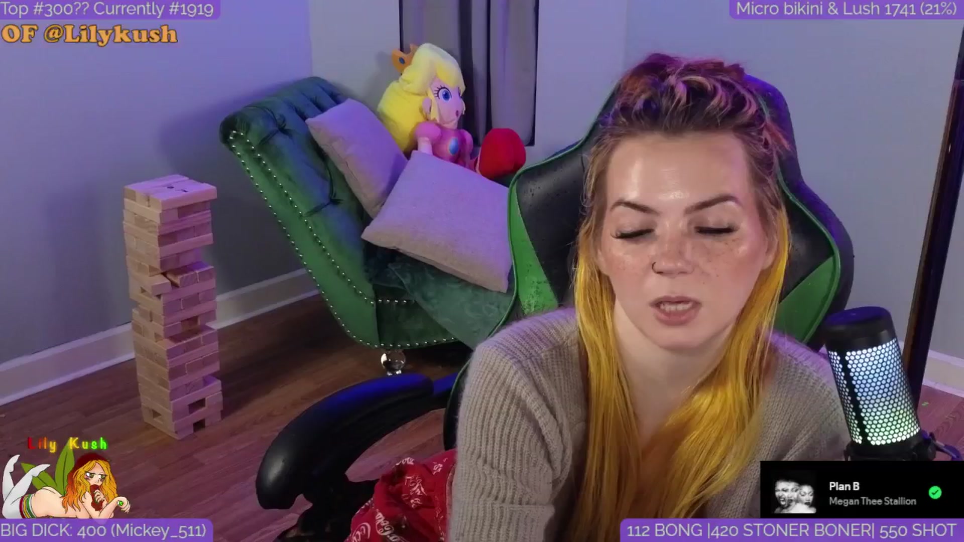 Gallery image thumbnail from LilyKush's myfreecams stream on, 04/22/2025, 04:54 image 7 of 20