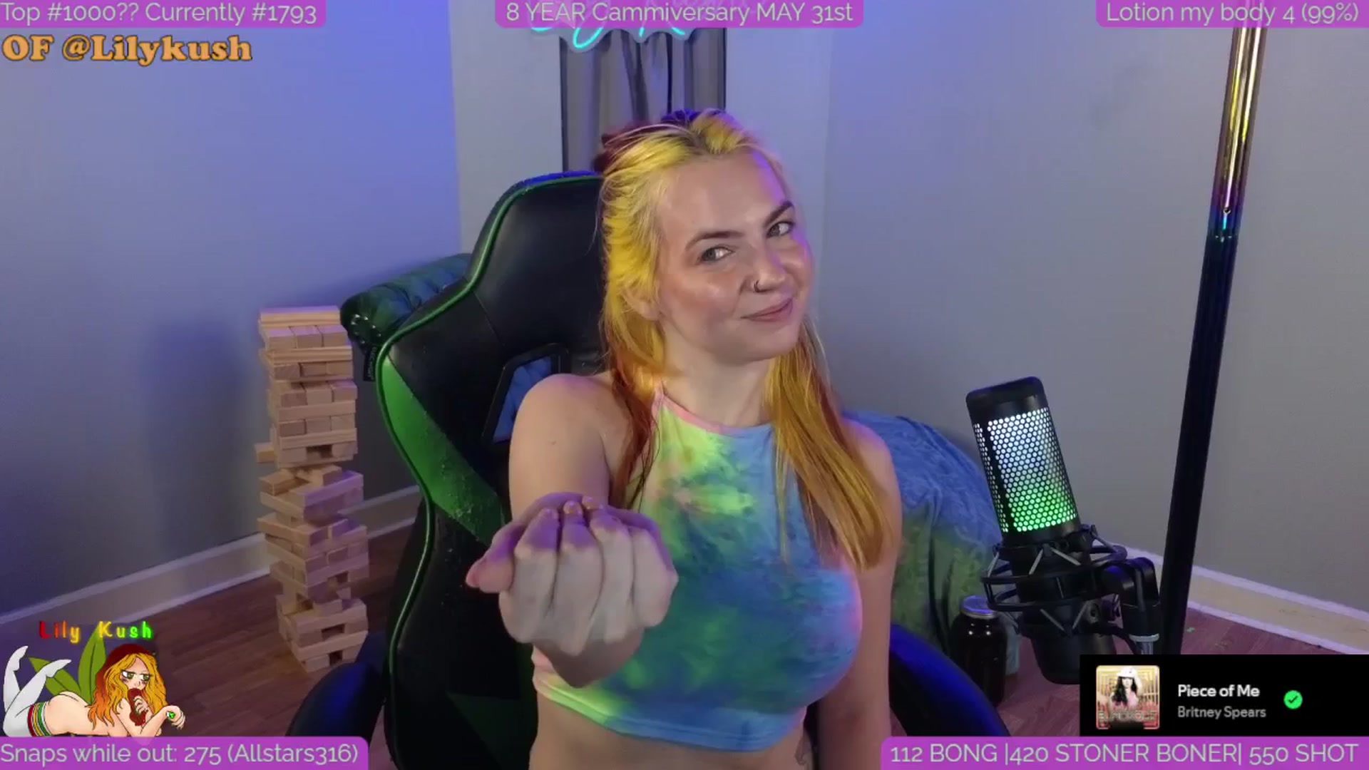 Gallery image thumbnail from LilyKush's myfreecams stream on, 05/17/2025, 21:25 image 9 of 20