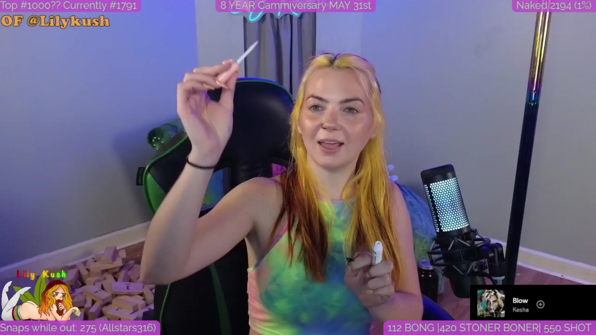 Gallery image thumbnail from LilyKush's myfreecams stream on, 05/17/2025, 21:25 image 14 of 20