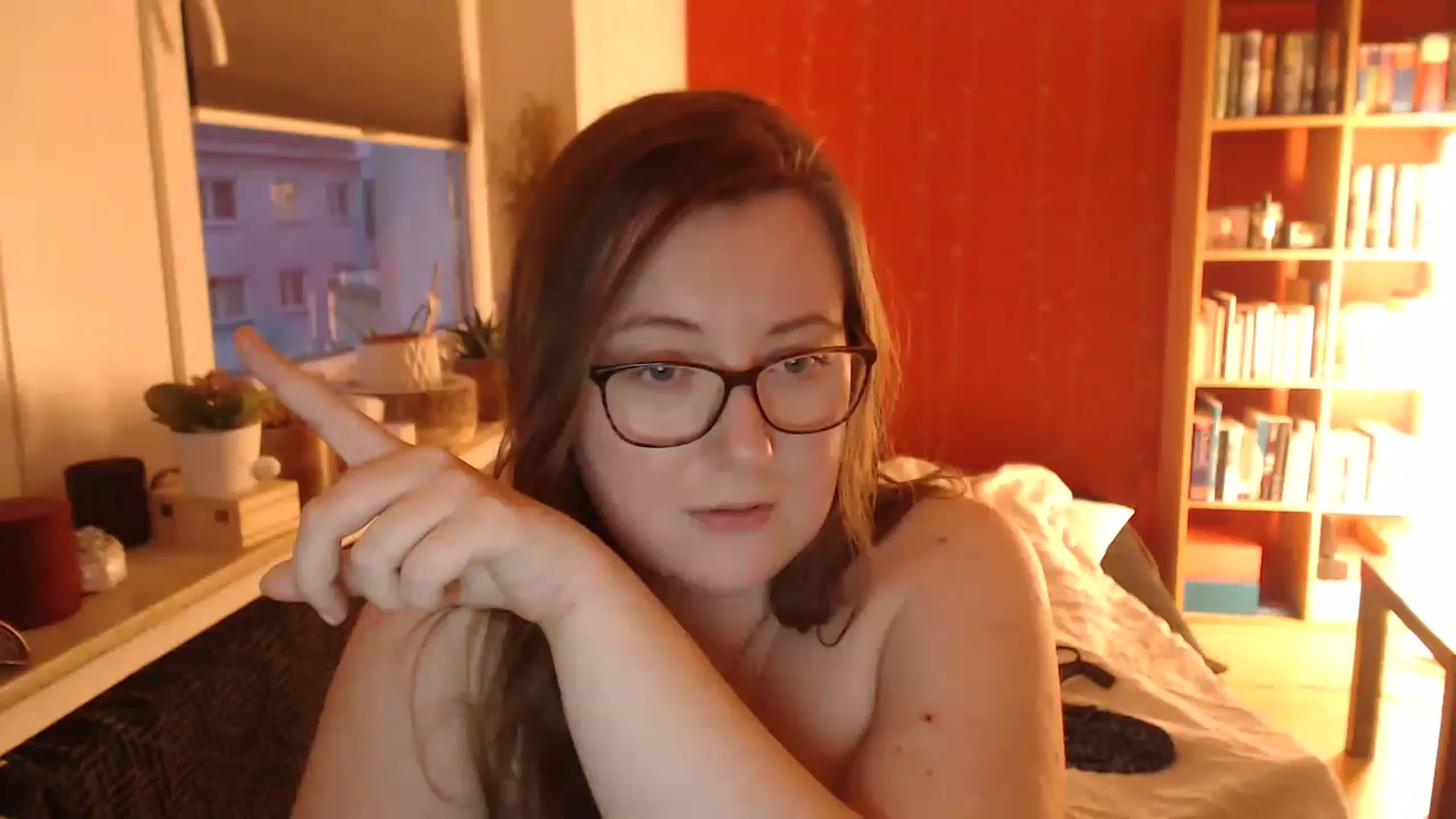 Gallery image thumbnail from LilyMarie's myfreecams stream on, 12/11/2022, 17:26 image 8 of 20
