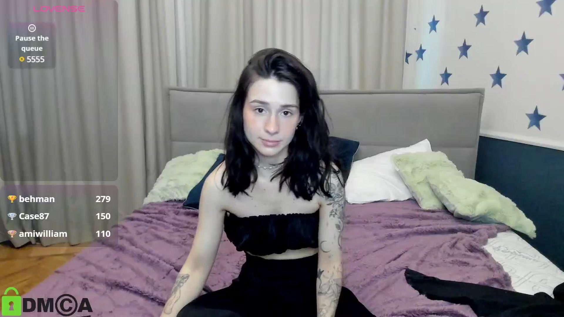 Gallery image thumbnail from LilyPoly's myfreecams stream on, 06/25/2025, 16:31 image 17 of 20