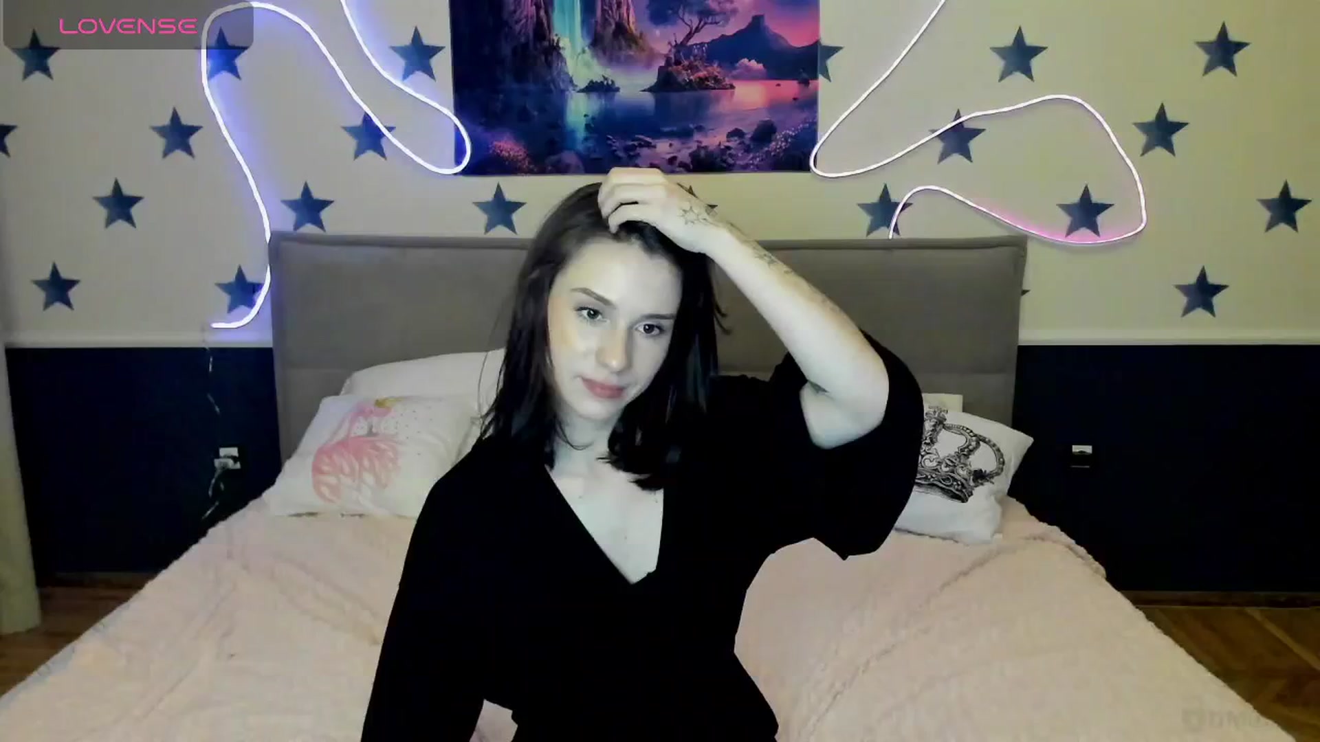 Gallery image thumbnail from LilyPoly's myfreecams stream on, 10/04/2025, 21:59 image 20 of 20