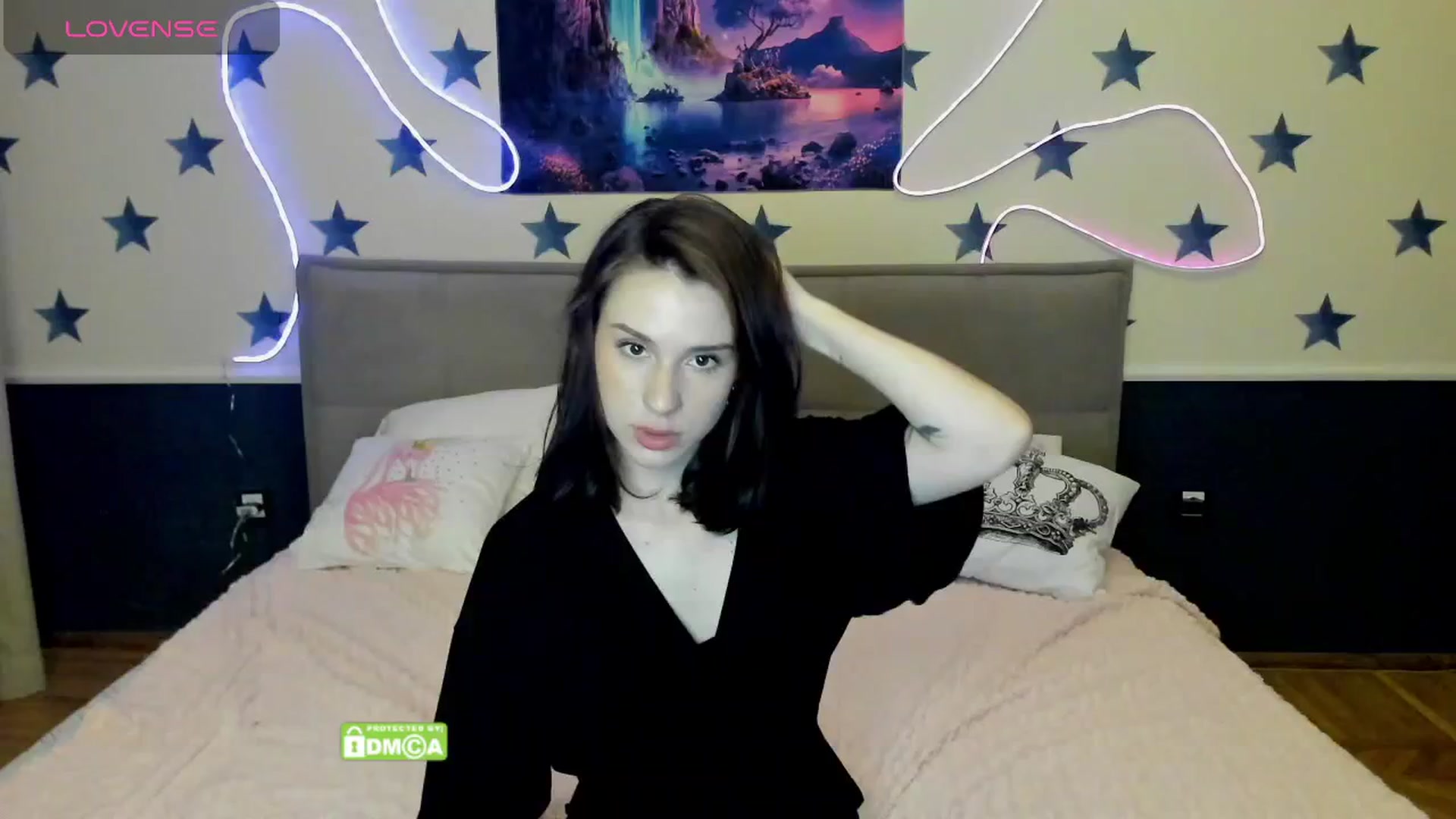 Gallery image thumbnail from LilyPoly's myfreecams stream on, 10/04/2025, 21:59 image 19 of 20