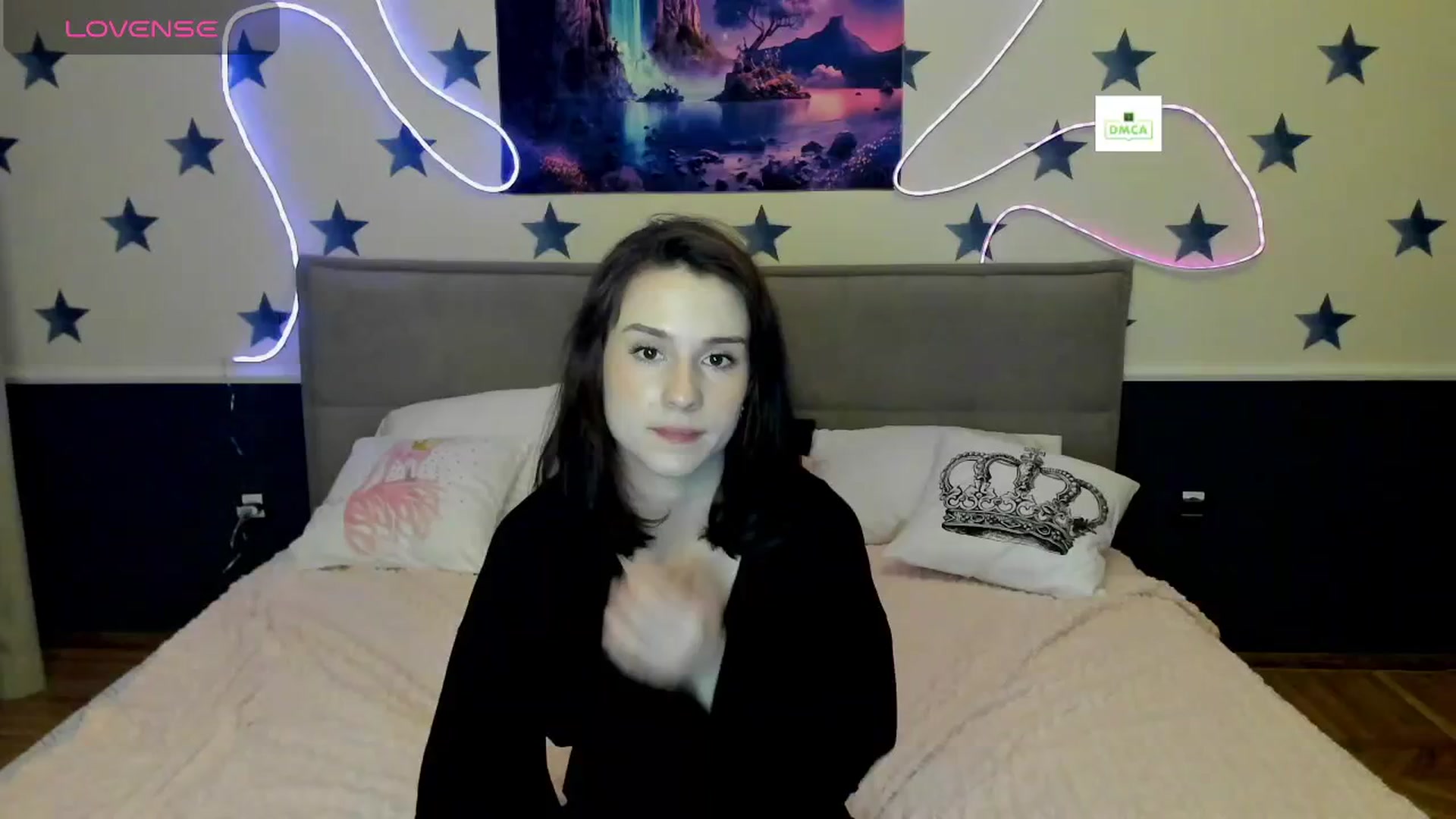 Gallery image thumbnail from LilyPoly's myfreecams stream on, 10/04/2025, 21:59 image 17 of 20