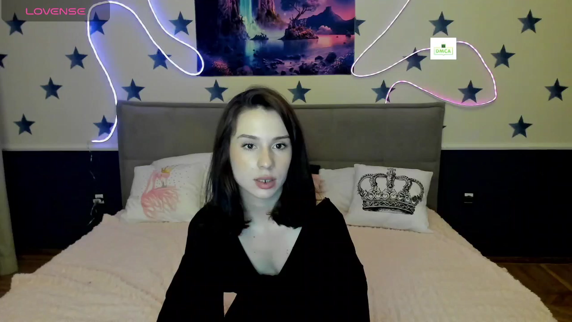 Gallery image thumbnail from LilyPoly's myfreecams stream on, 10/04/2025, 21:59 image 6 of 20