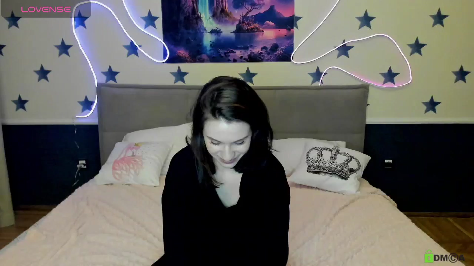 Gallery image thumbnail from LilyPoly's myfreecams stream on, 10/04/2025, 21:59 image 13 of 20