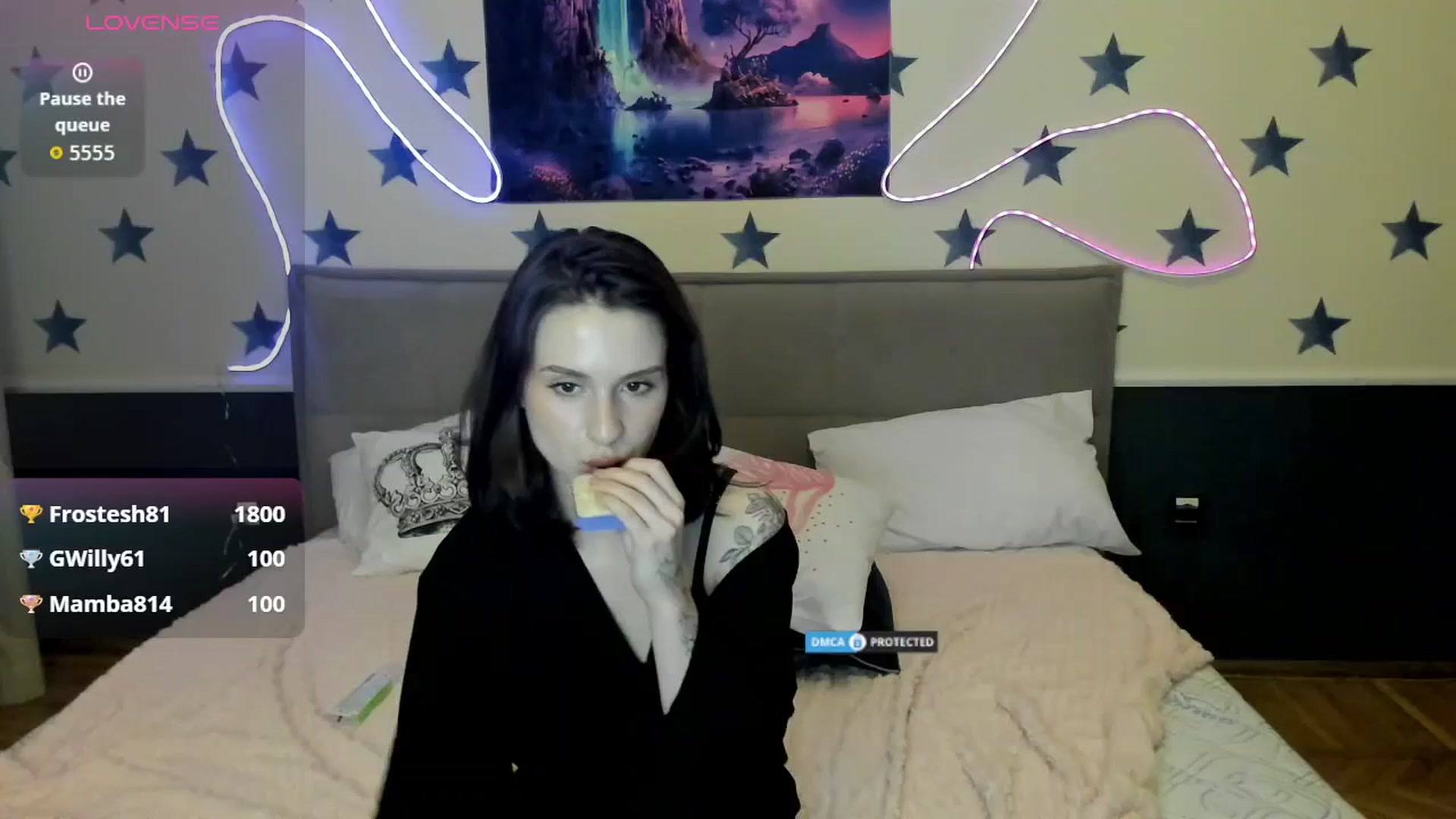 Gallery image thumbnail from LilyPoly's myfreecams stream on, 10/09/2025, 17:29 image 4 of 20