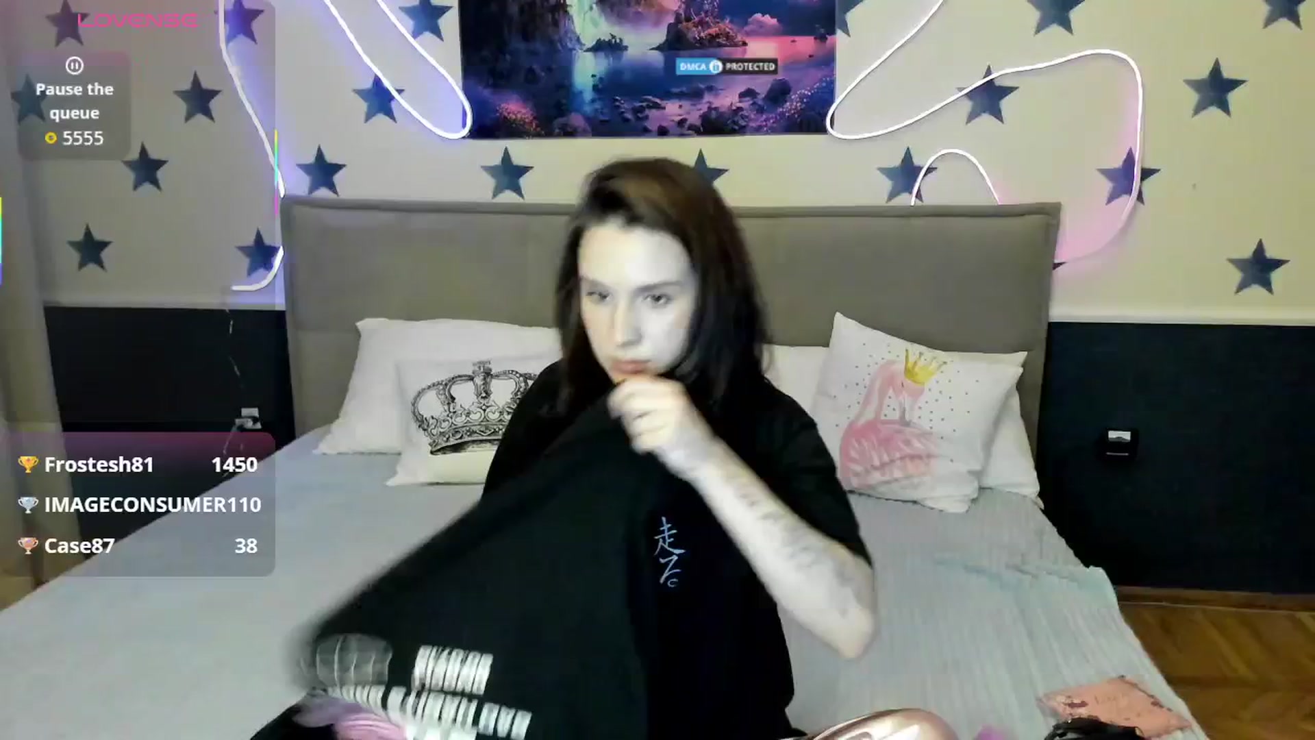 Gallery image thumbnail from LilyPoly's myfreecams stream on, 10/15/2025, 21:11 image 12 of 20