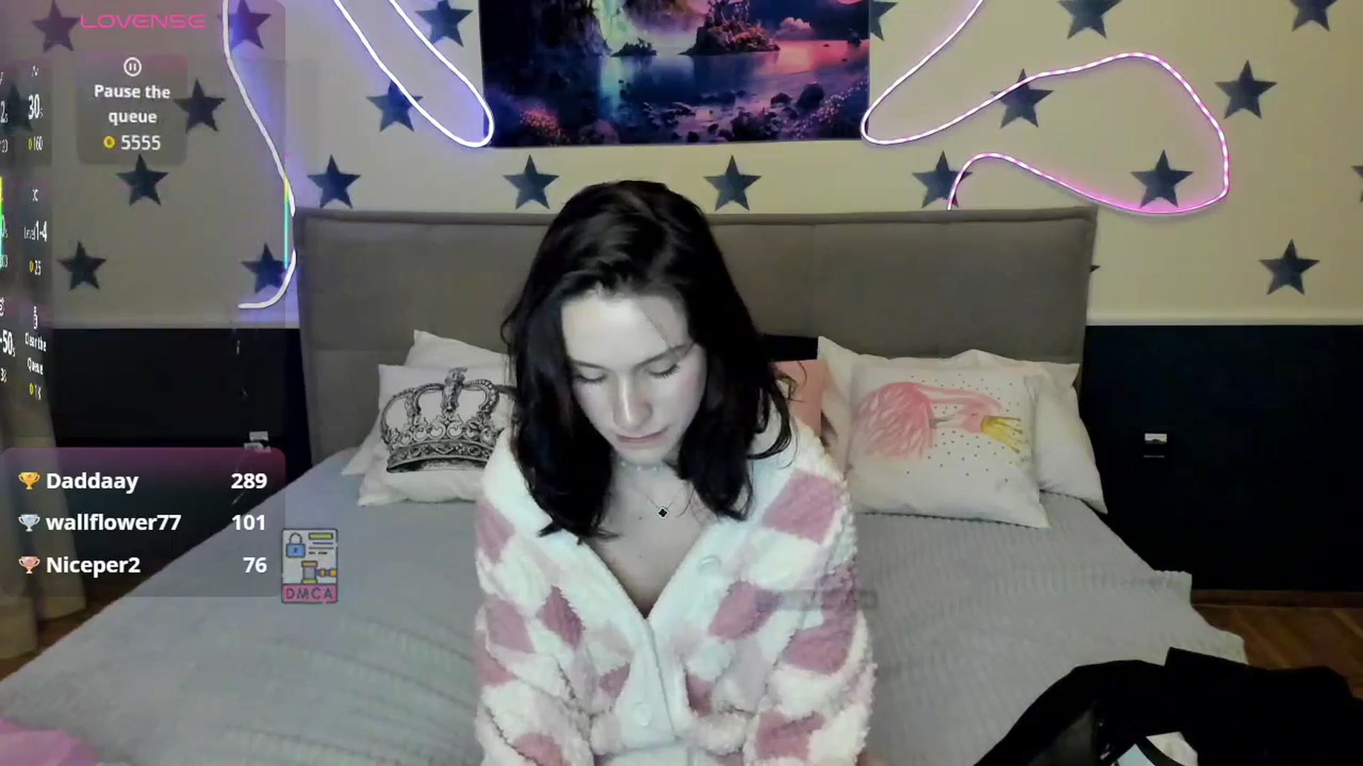 Gallery image thumbnail from LilyPoly's myfreecams stream on, 10/19/2025, 21:52 image 11 of 20