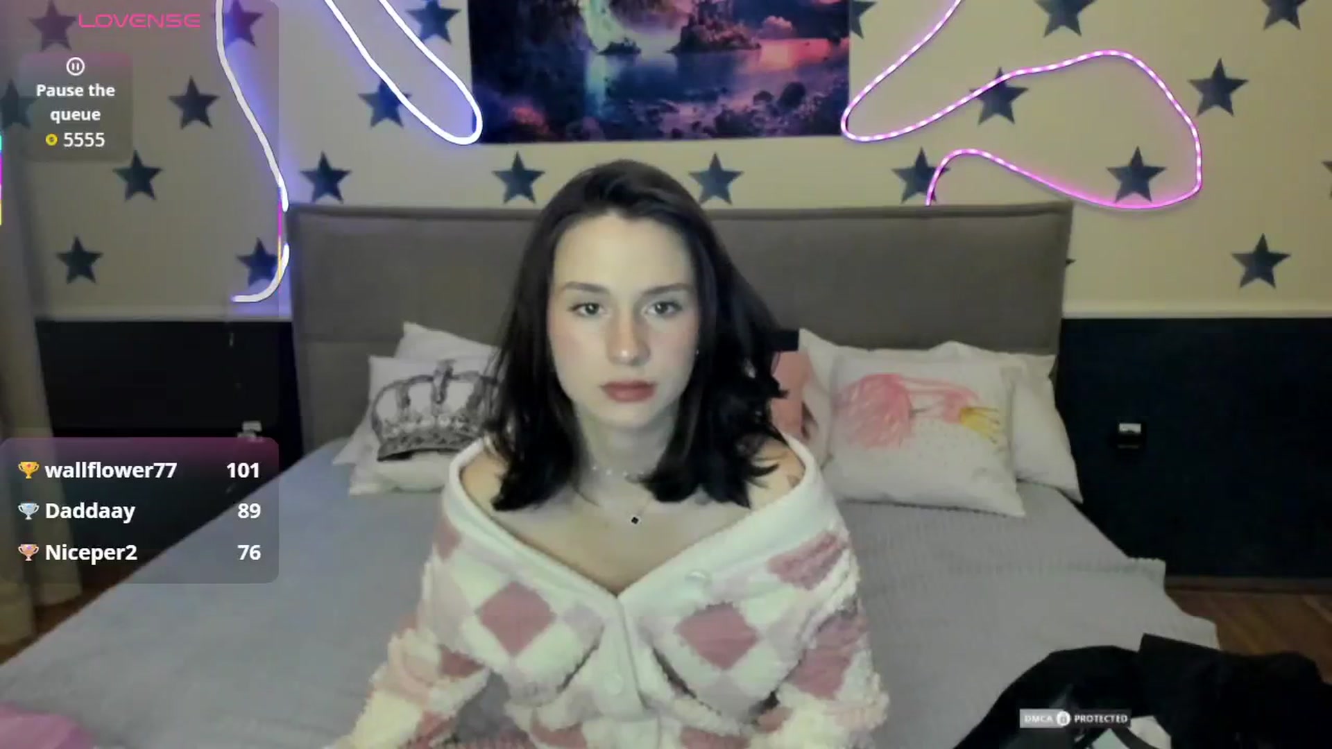 Gallery image thumbnail from LilyPoly's myfreecams stream on, 10/19/2025, 21:52 image 6 of 20