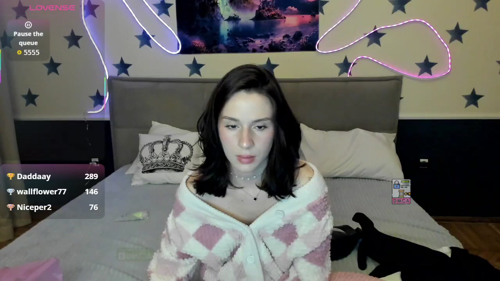 Gallery image thumbnail from LilyPoly's myfreecams stream on, 10/19/2025, 22:25 image 16 of 20